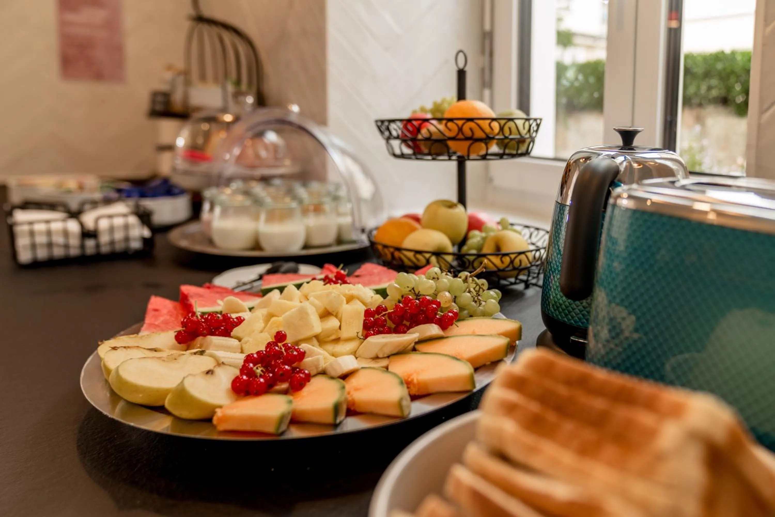 Buffet breakfast in Villa Elisa