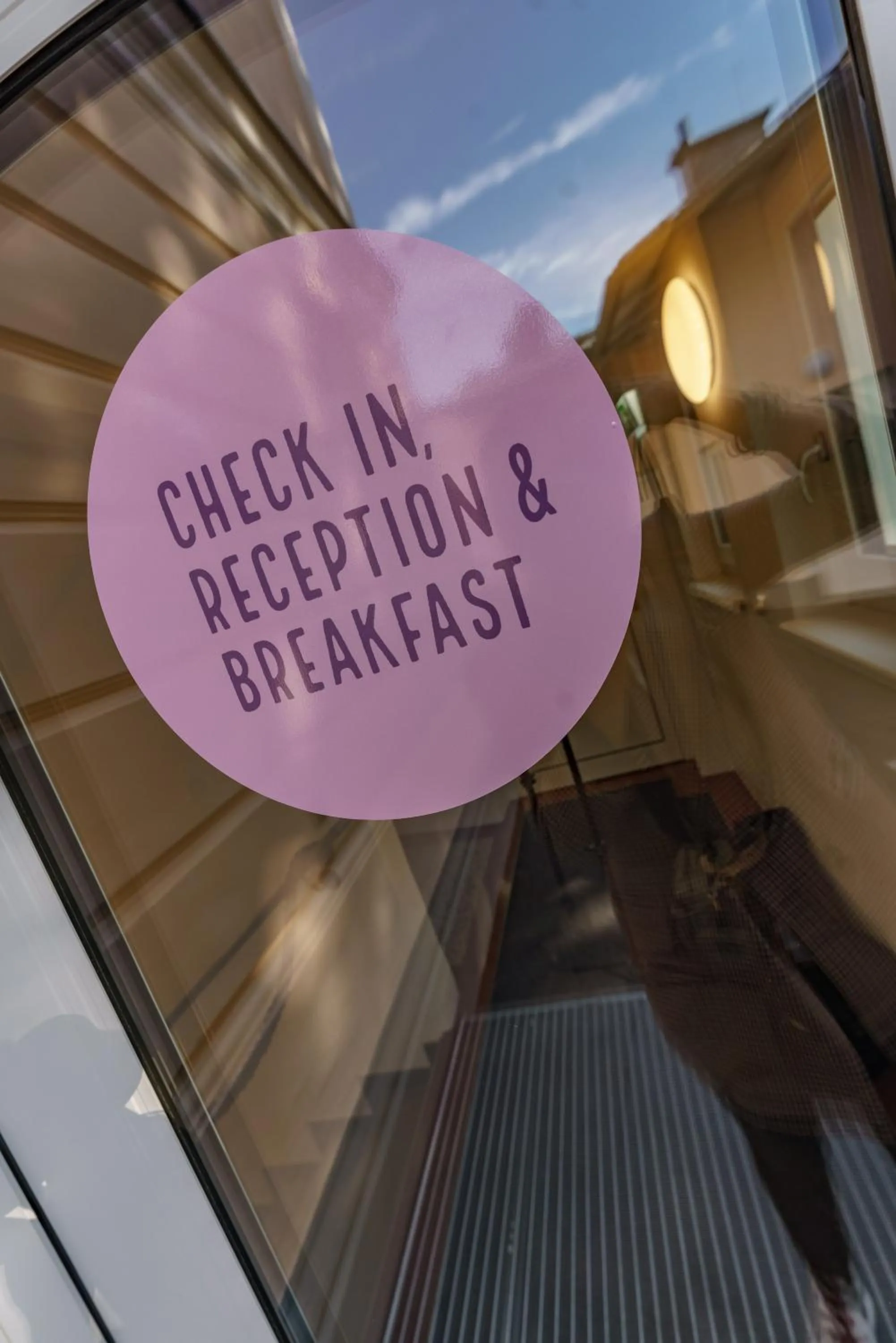 Facade/entrance in Villa Elisa