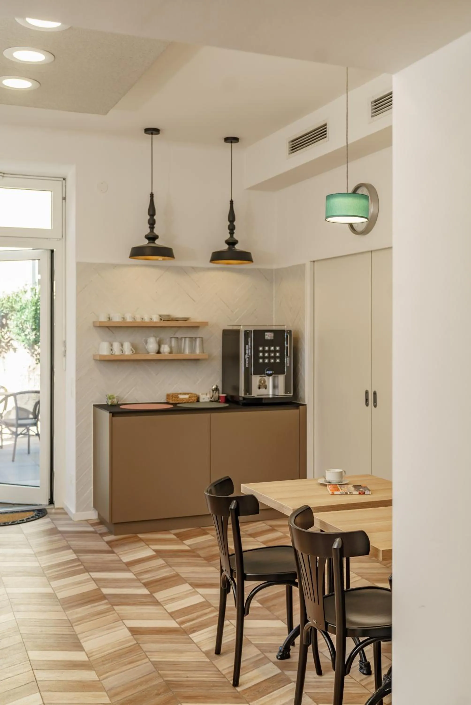 Breakfast in Villa Elisa