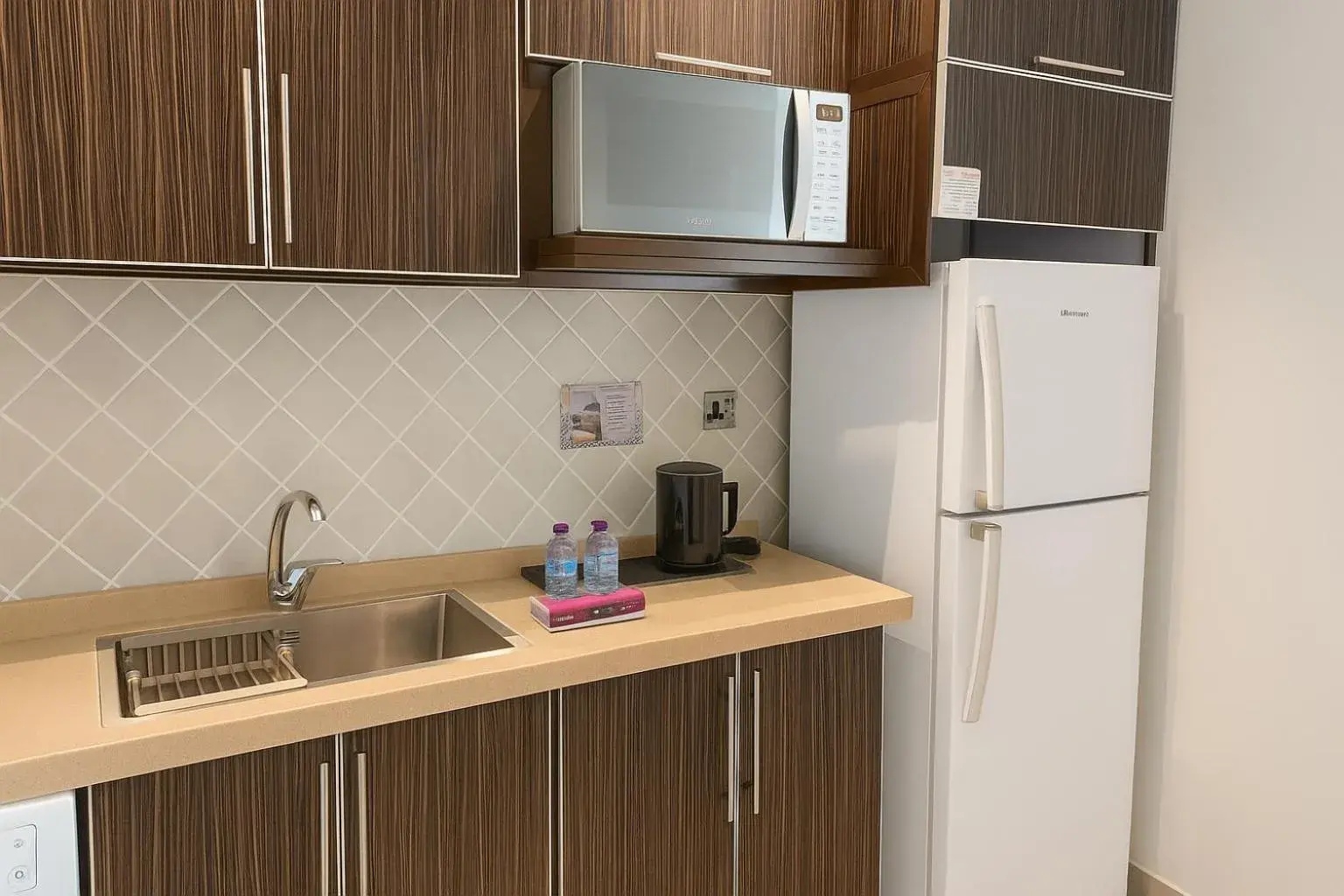 Two-Bedroom Apartment in Elite Served Apartments Al Cornich Two-Bedroom Apartment in Elite Served Apartments Al Cornich