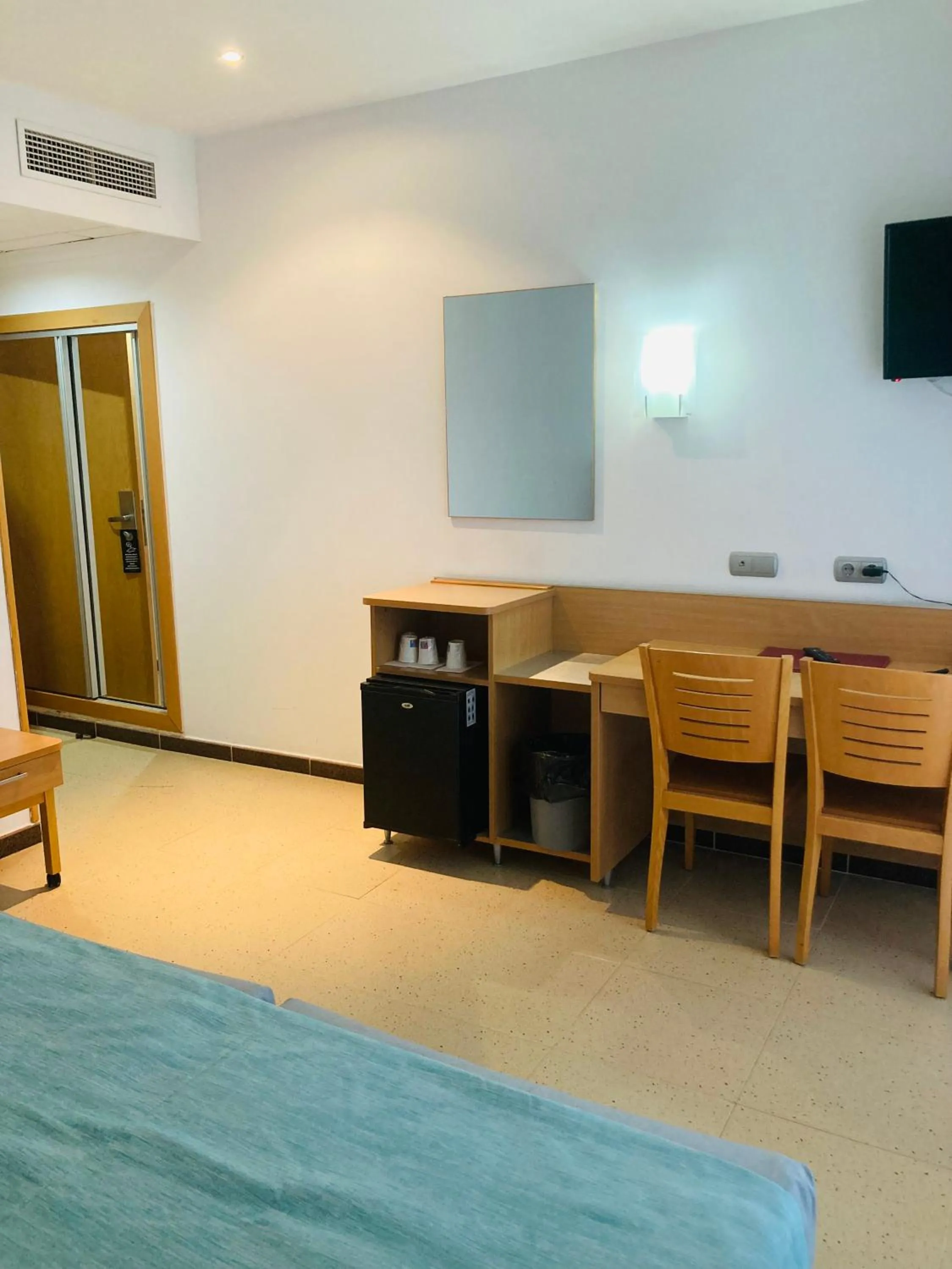 Photo of the whole room in Hotel Vent de Mar