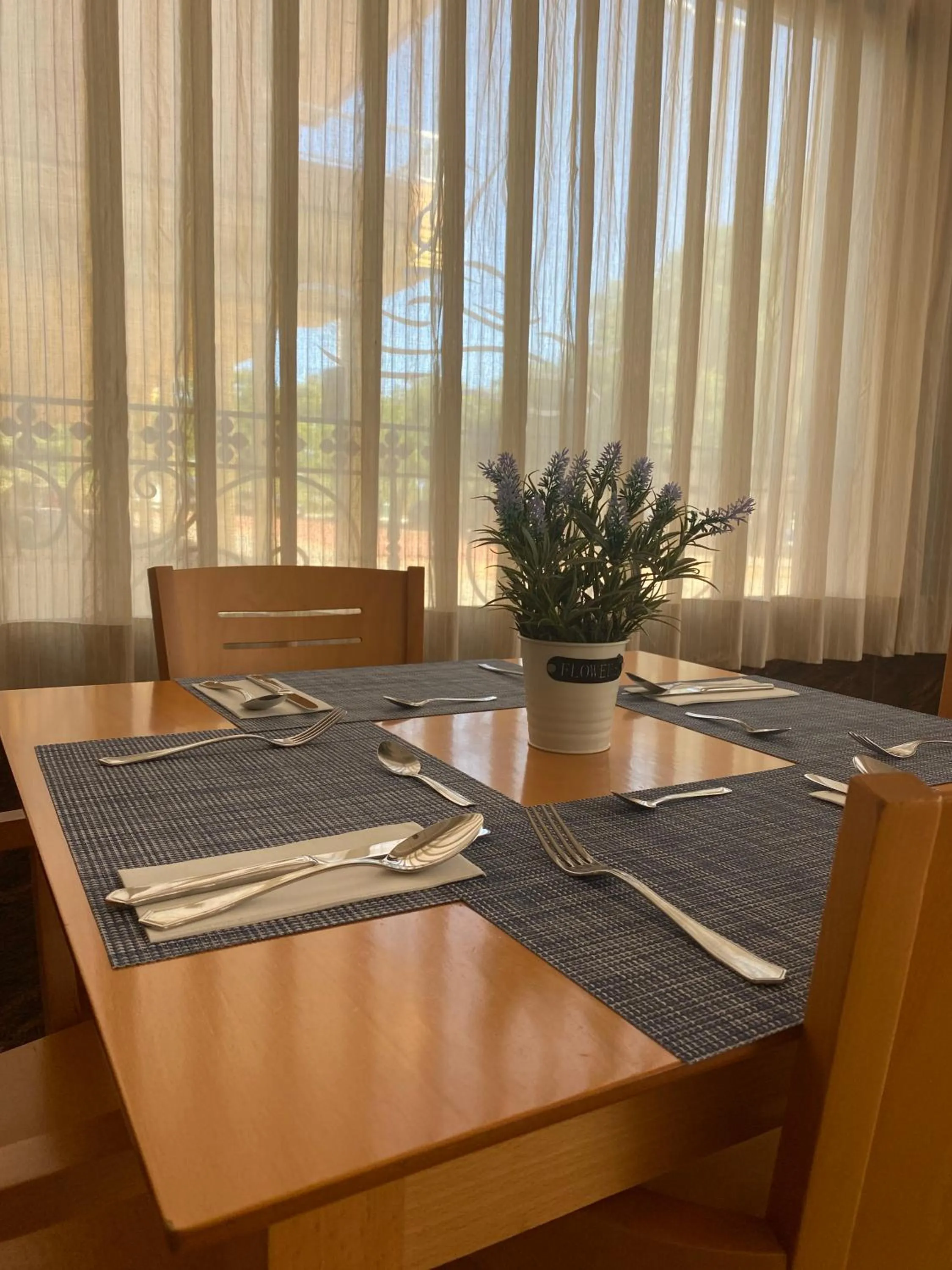 Restaurant/places to eat in Hotel Vent de Mar