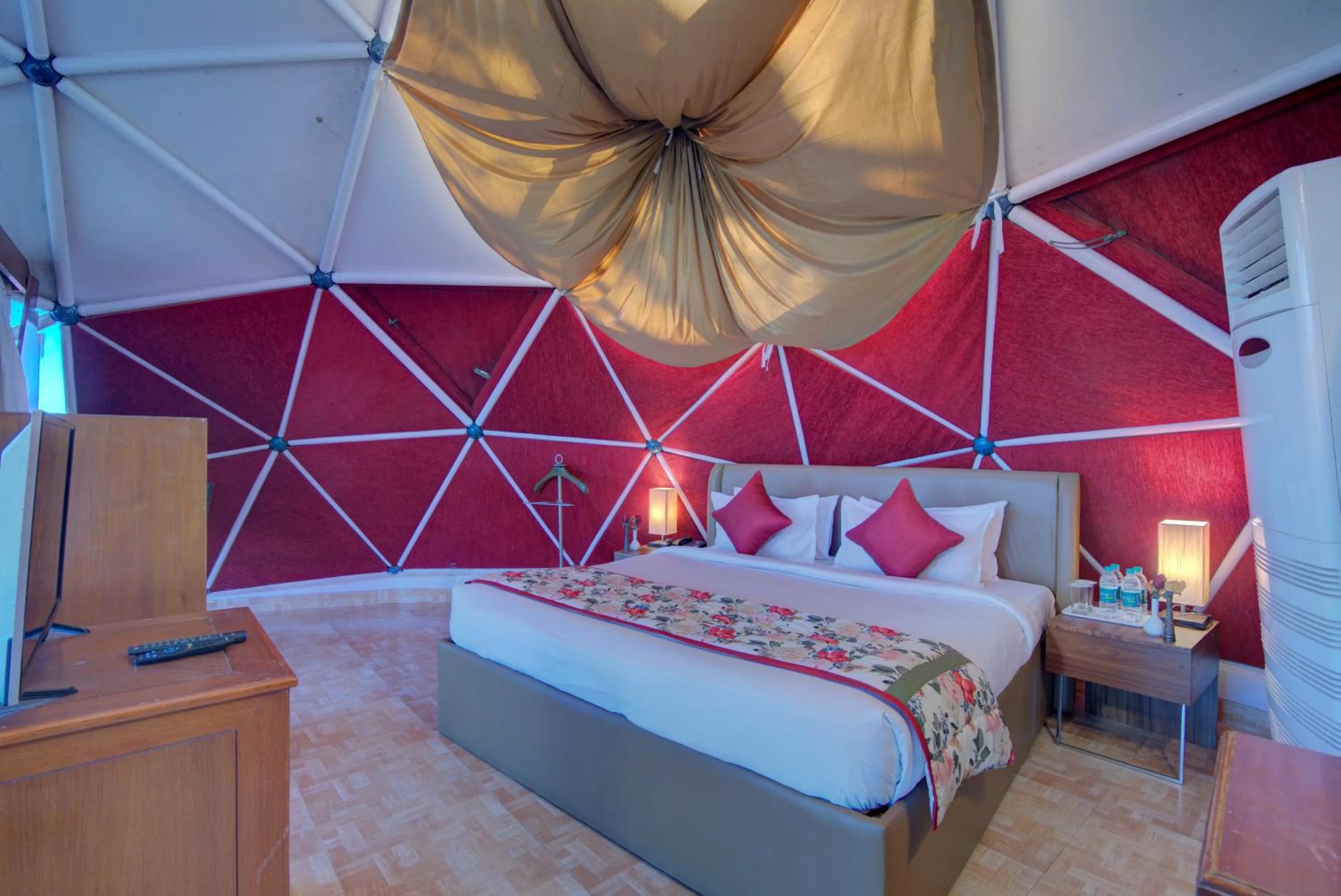 Bedroom in Tarika Resort & Spa , Chail