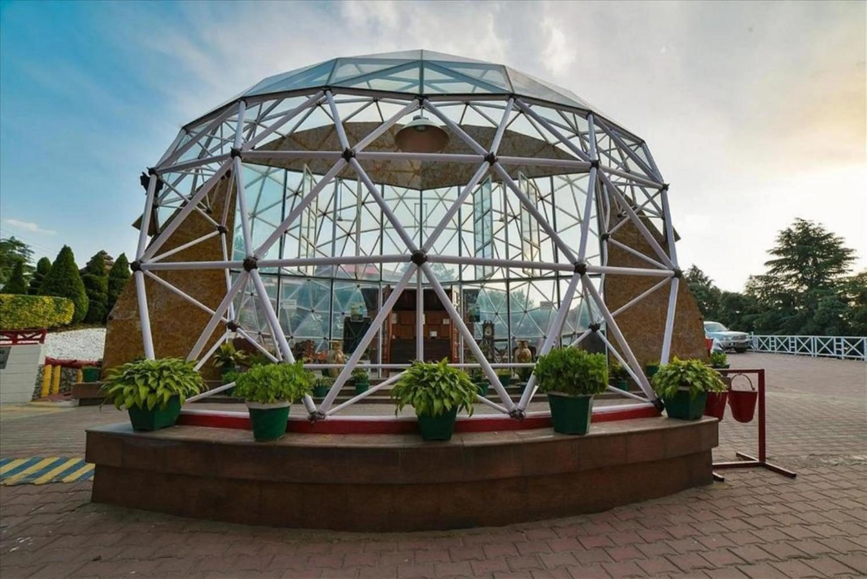 Nearby landmark in Tarika Resort & Spa , Chail