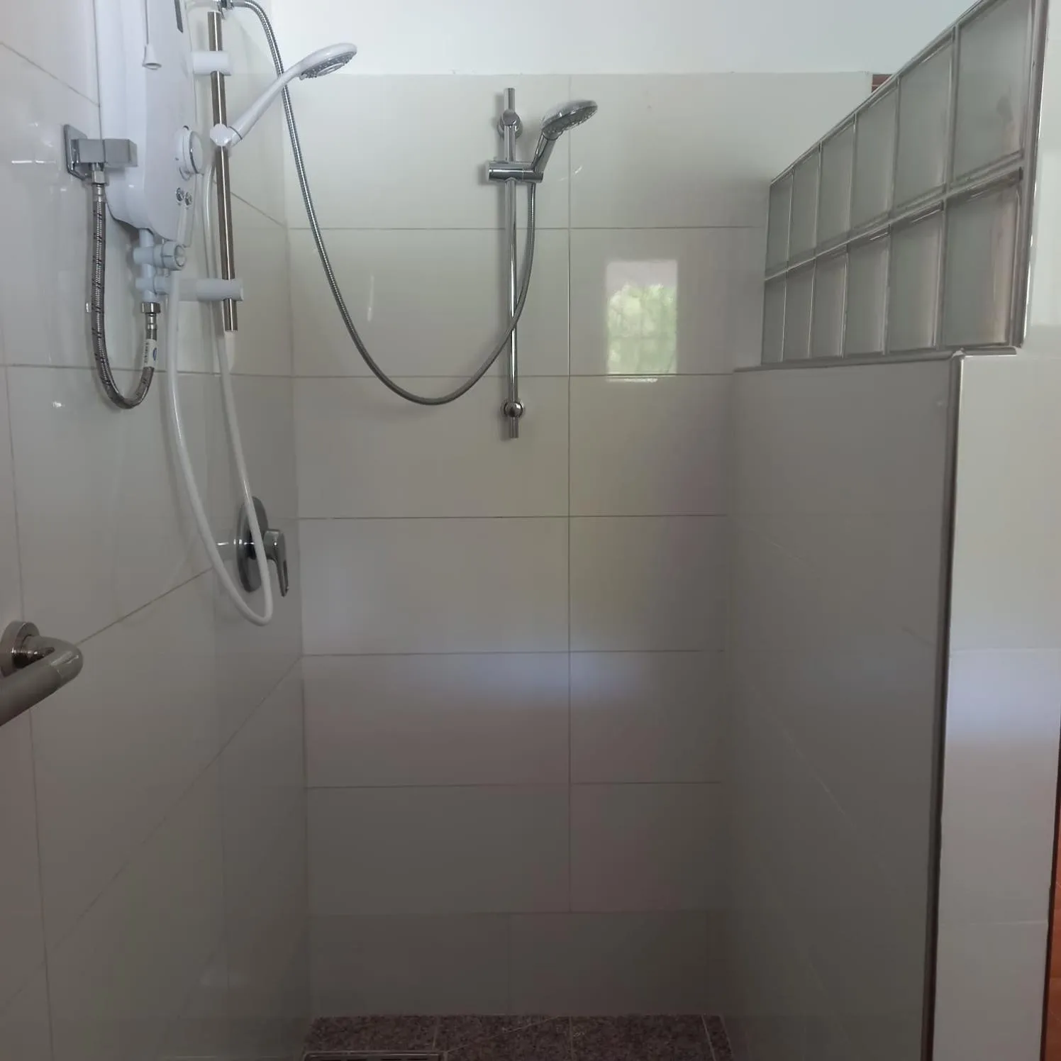 Shower in La Villa Therese