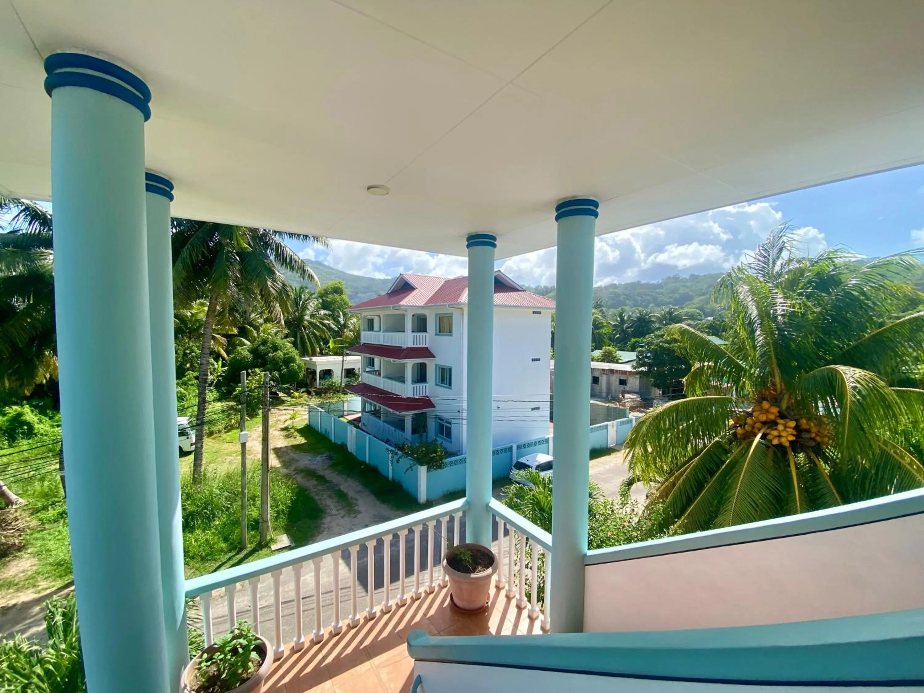 Property building in La Villa Therese