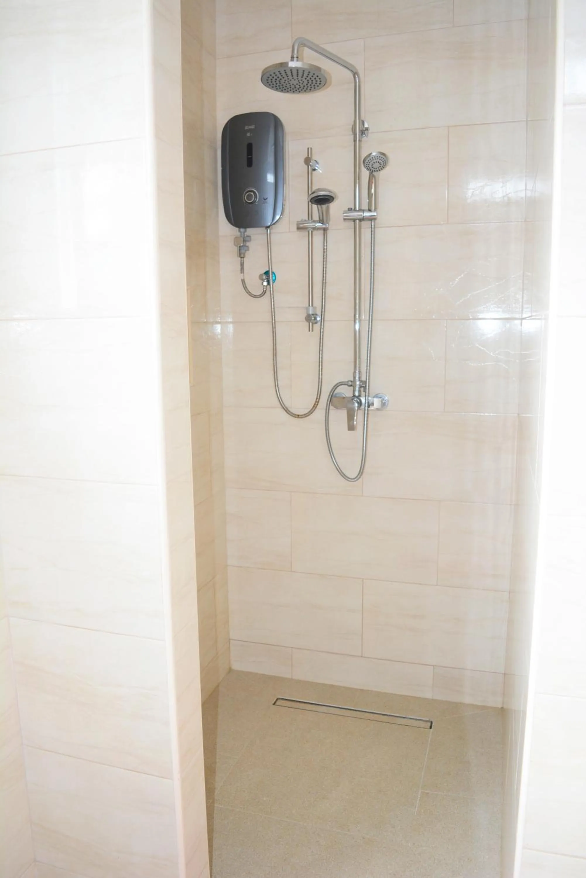 Shower in La Villa Therese