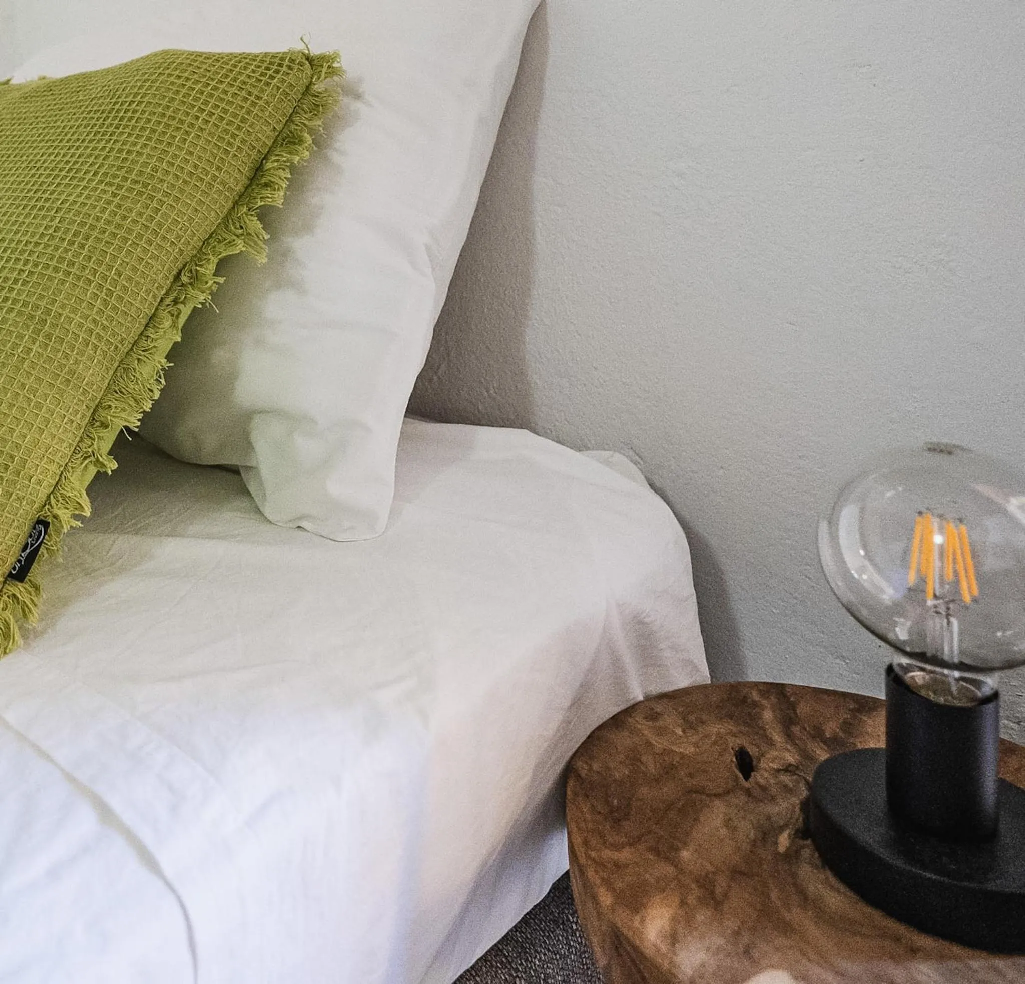 Bed in Landhuis Daniel - Plantation House