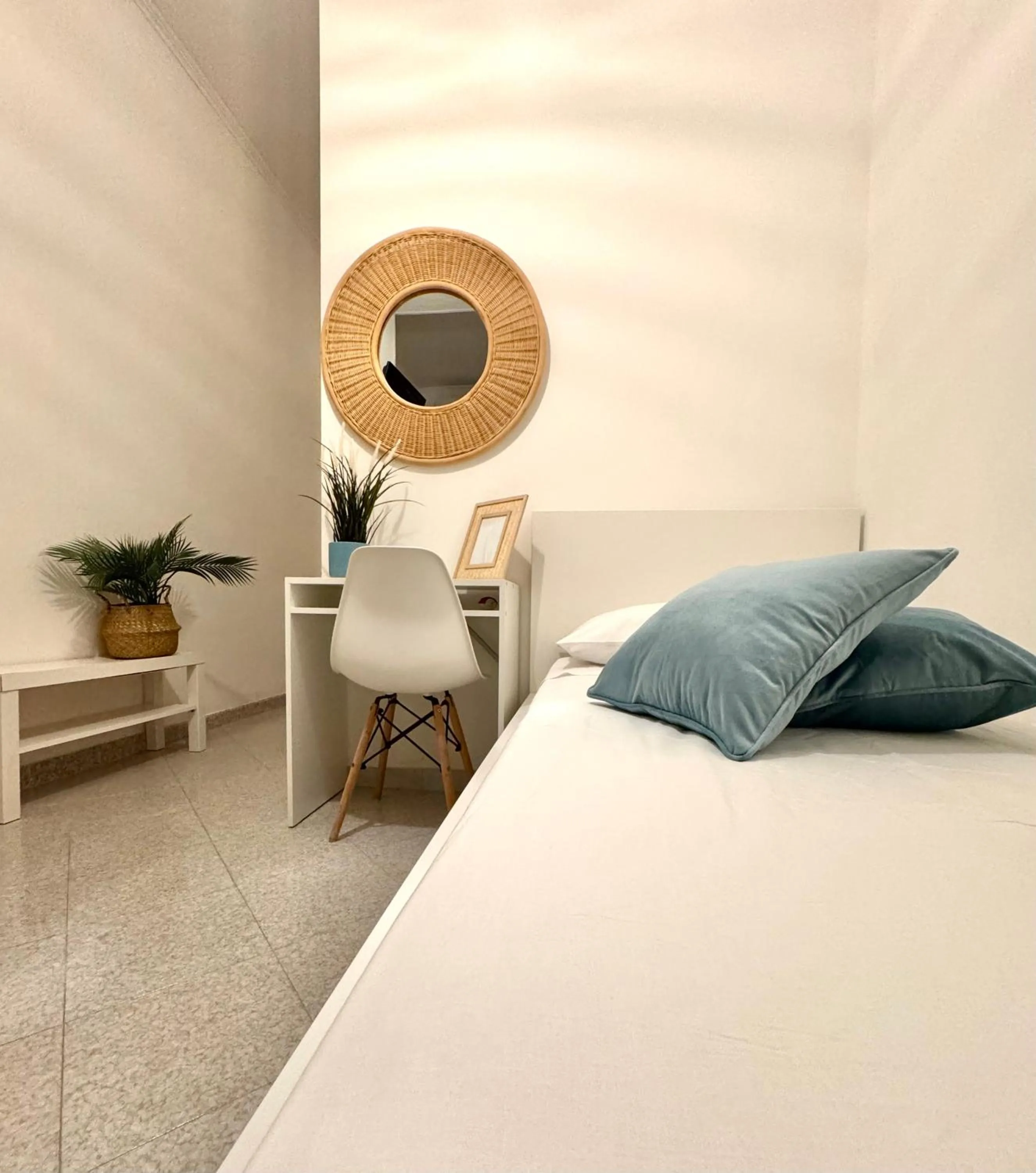 Bed in A Due Passi dal Mare B&B