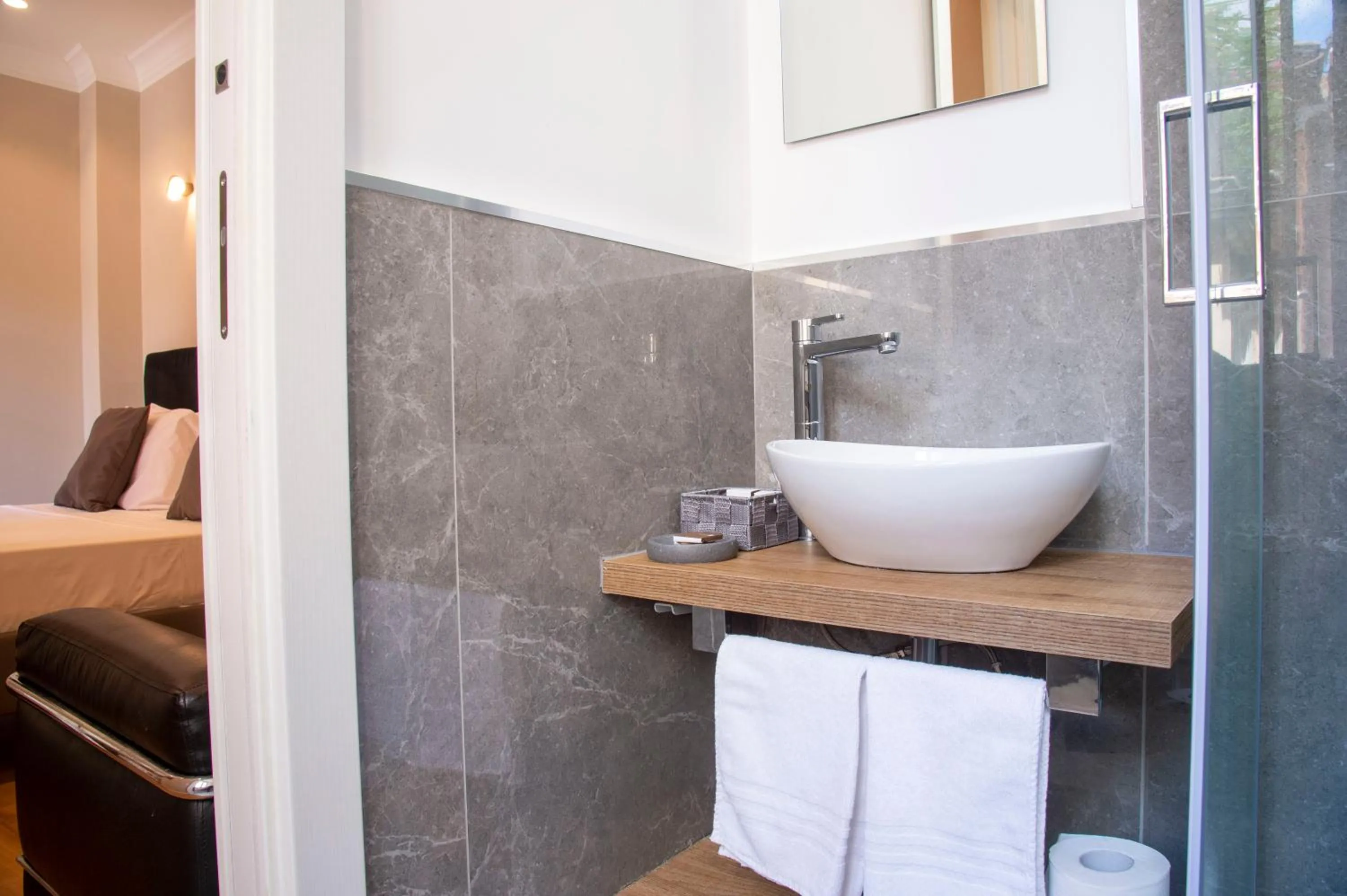 Bathroom in AD Suites Tritone