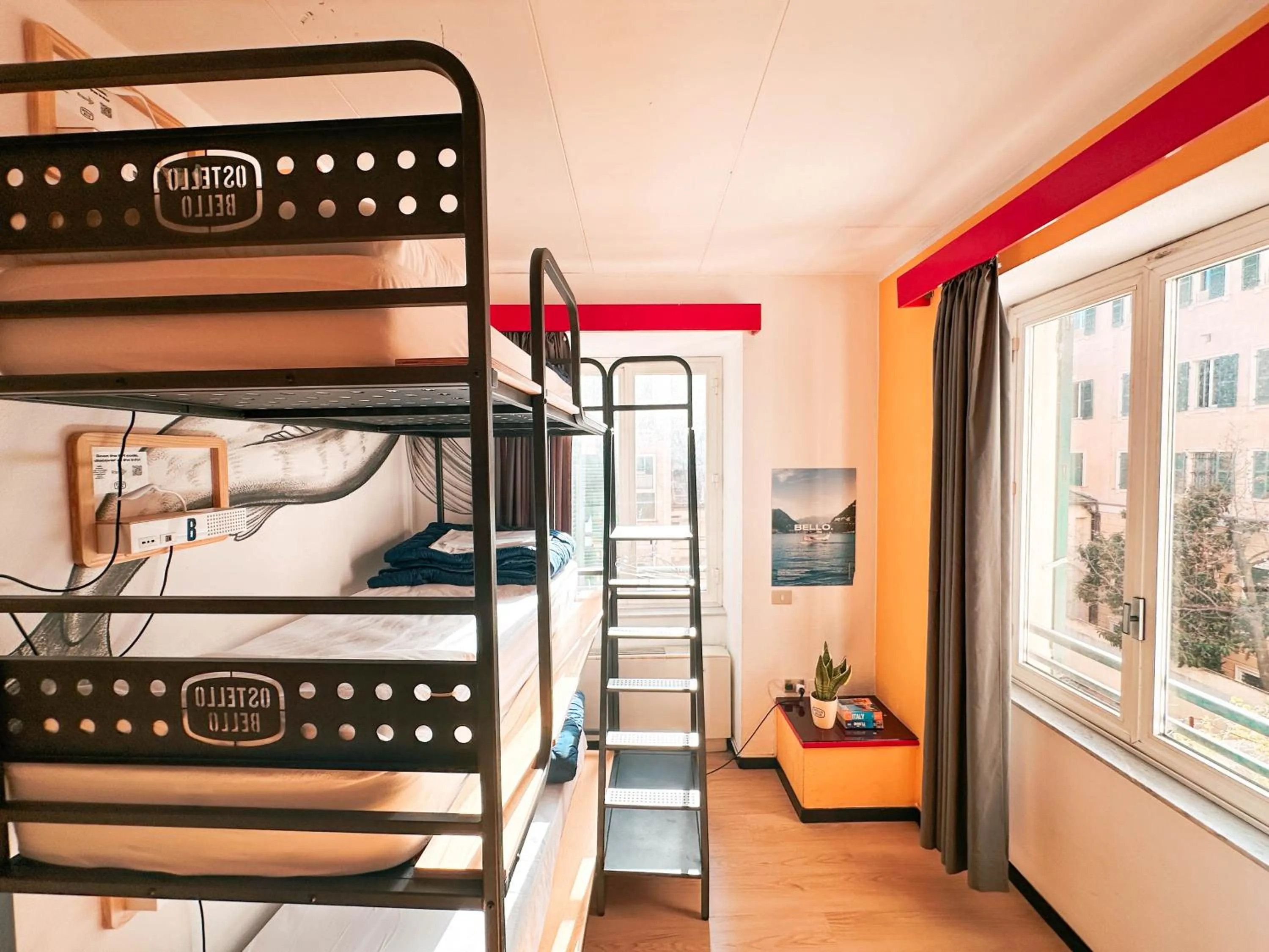 Bed in Ostello Bello Genova