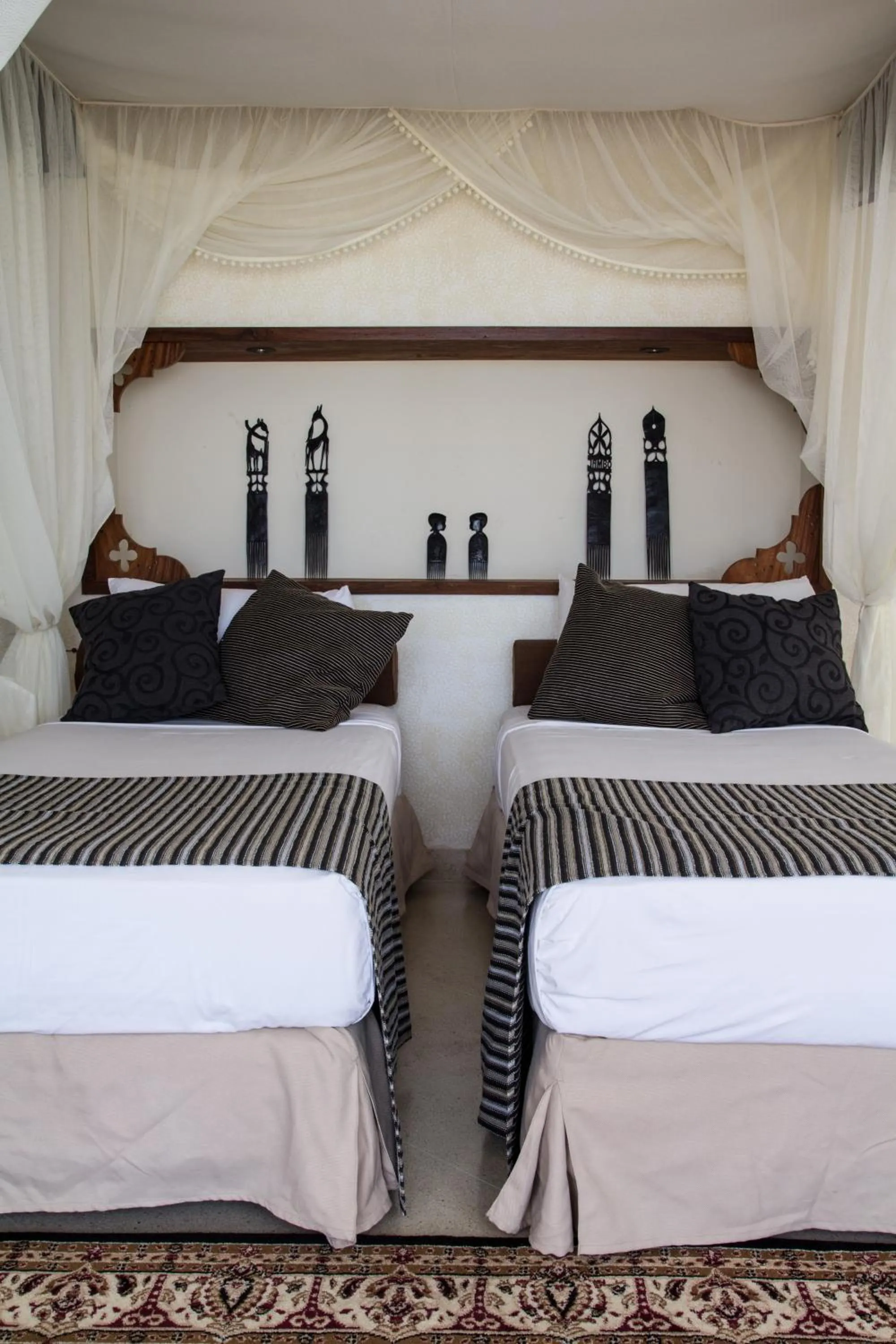 Photo of the whole room, Bed in Karafuu Beach Resort & Spa