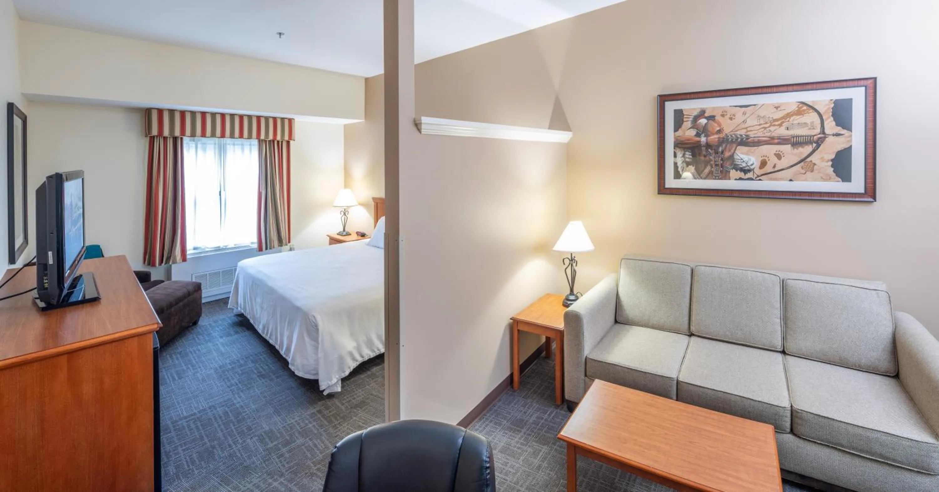 Photo of the whole room, Bed in Akwesasne Mohawk Casino Resort and Players Inn Hotel -formerly Comfort Inn and Suites Hogansburg NY