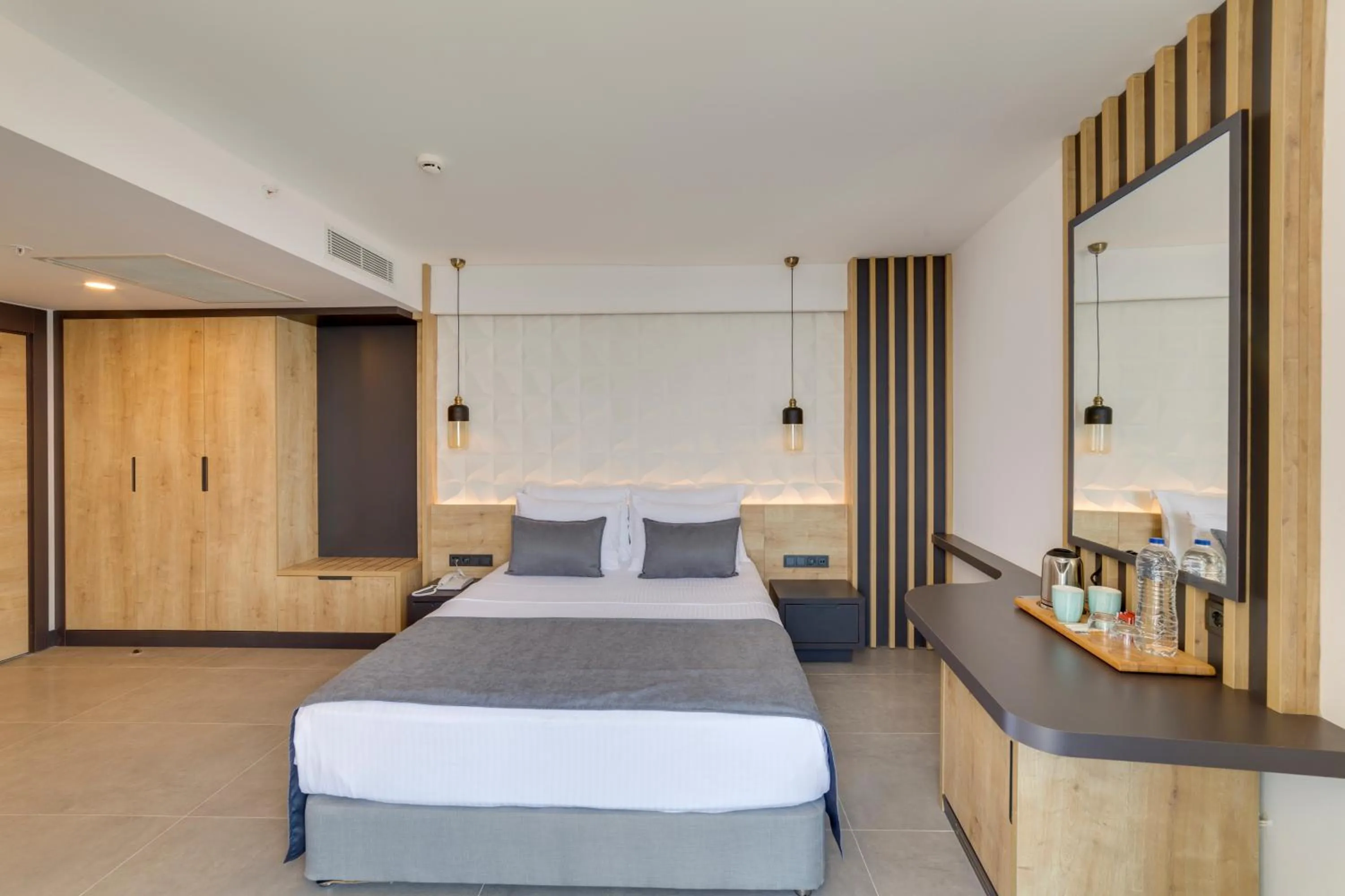 Photo of the whole room, Bed in Signature Blue Resort Kuşadası