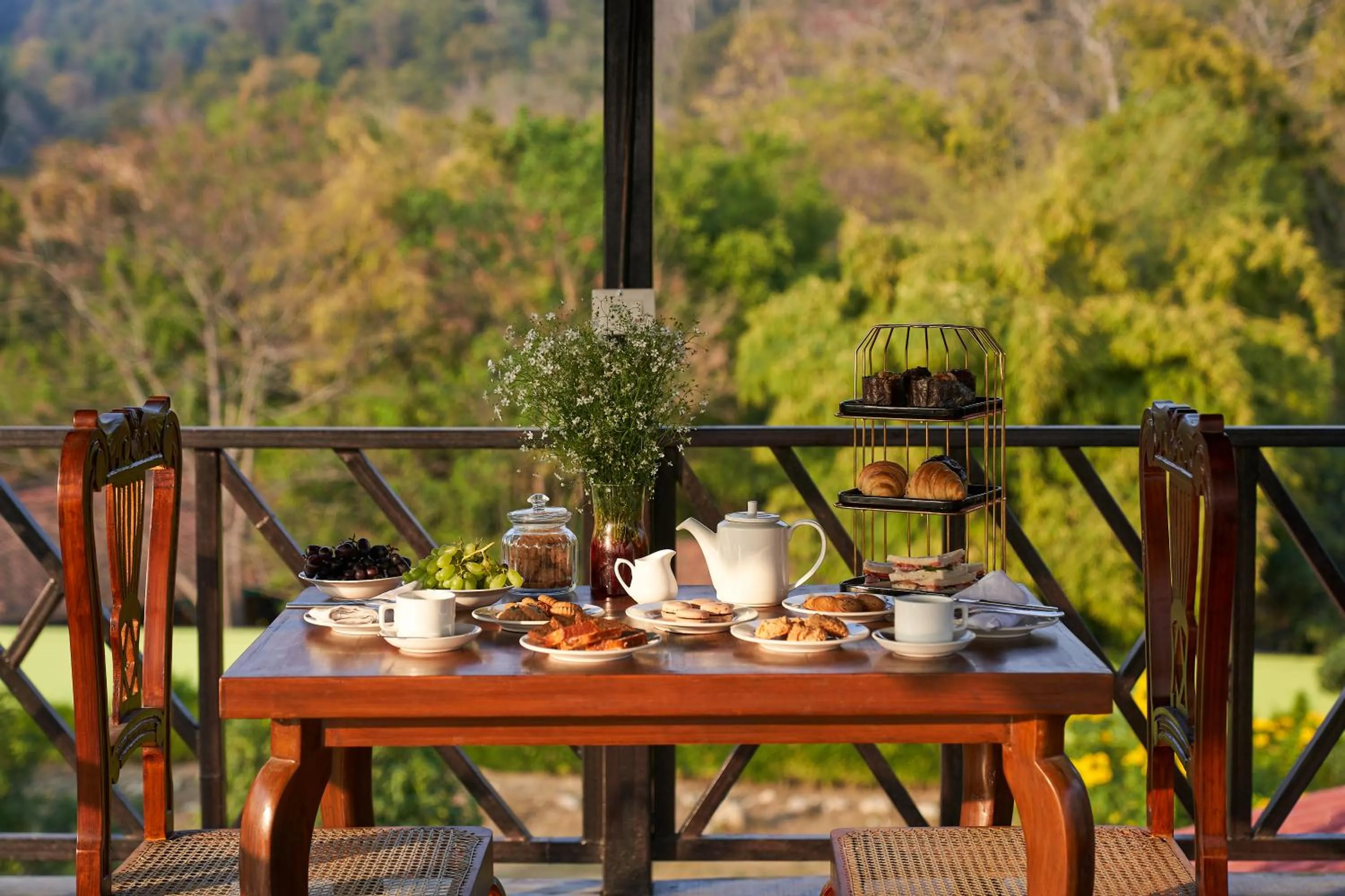 Dining area in Tree of Life Vanvilas Riveredge Corbett