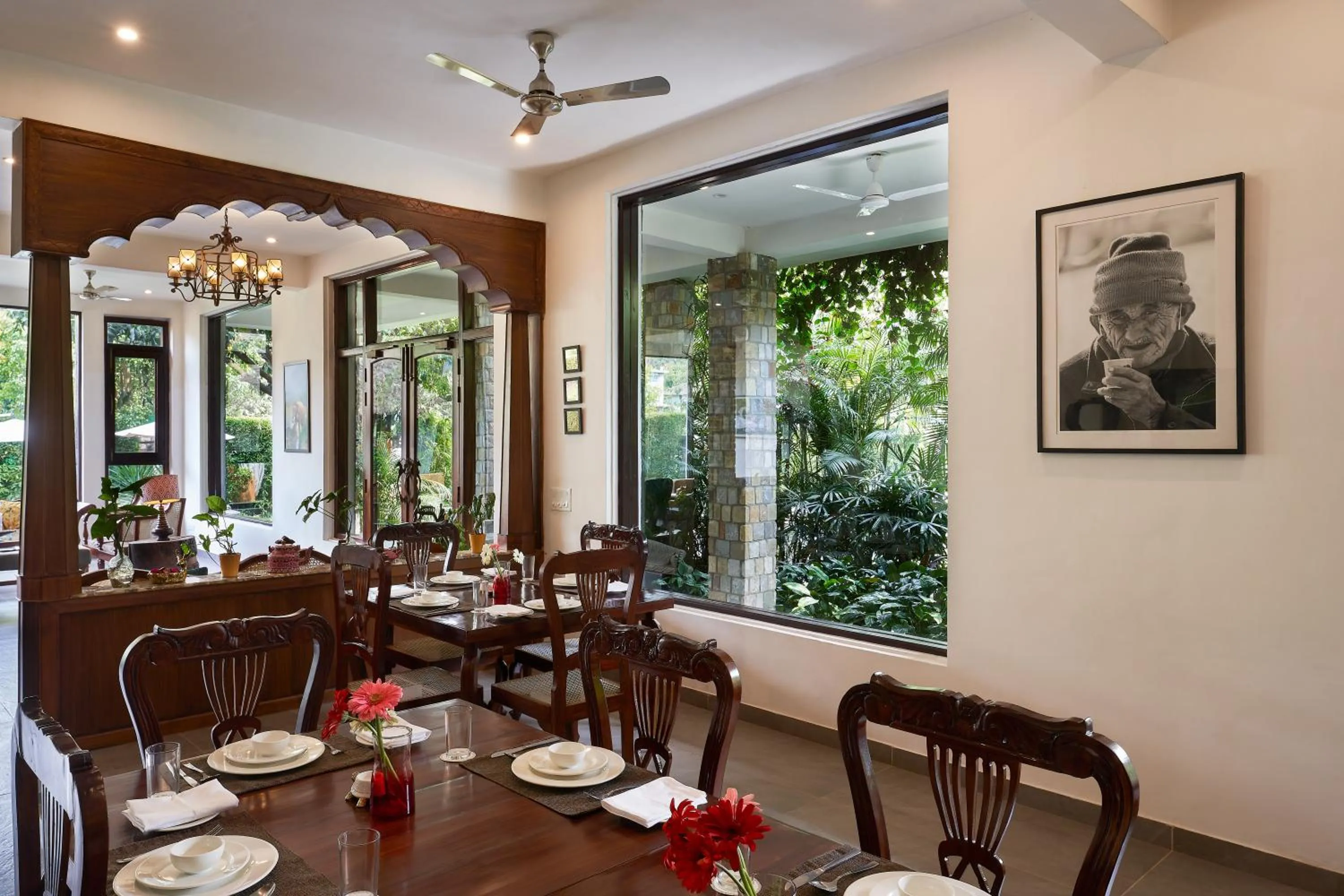 Restaurant/places to eat in Tree of Life Vanvilas Riveredge Corbett