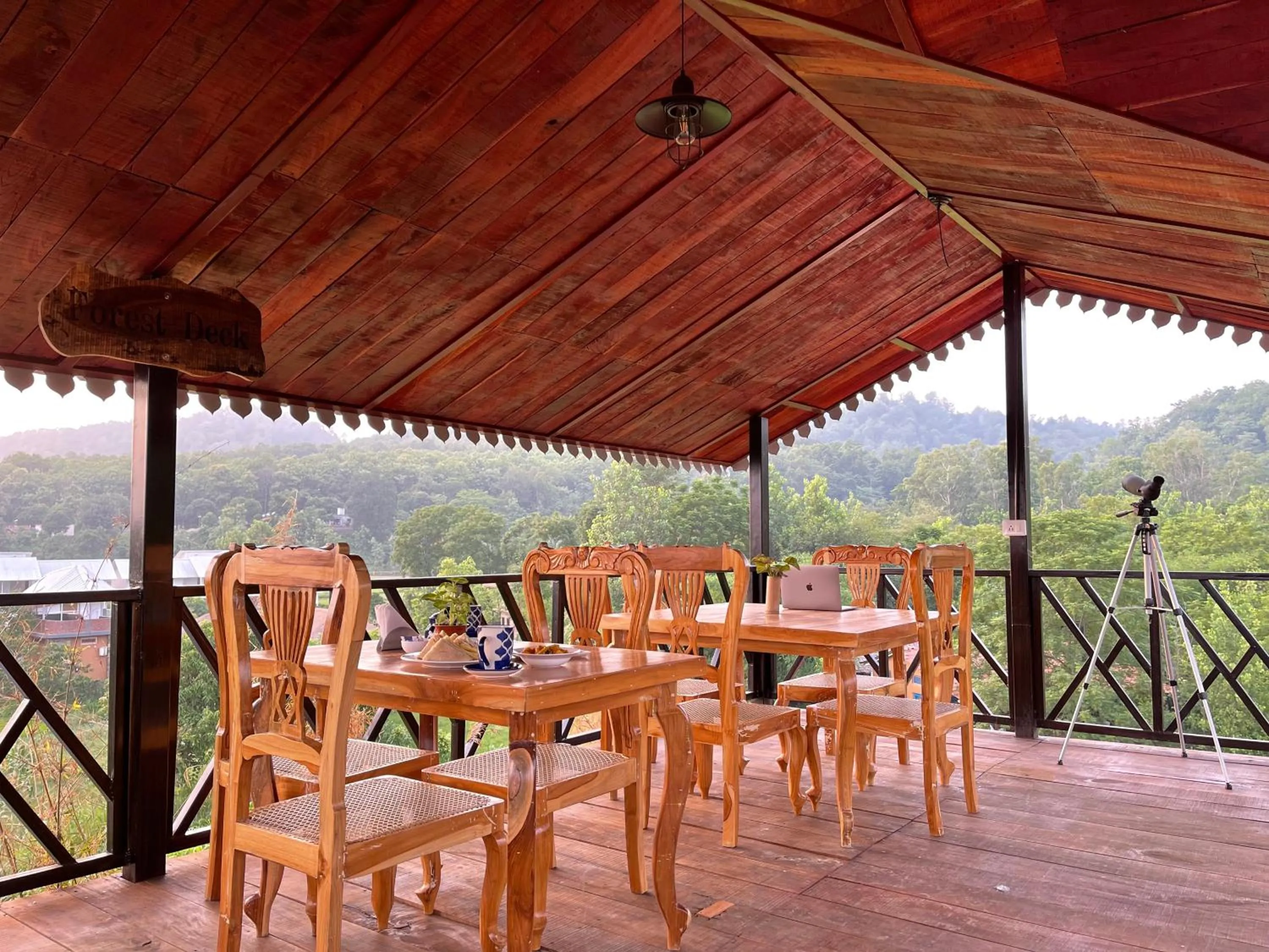 Restaurant/places to eat in Tree of Life Vanvilas Riveredge Corbett