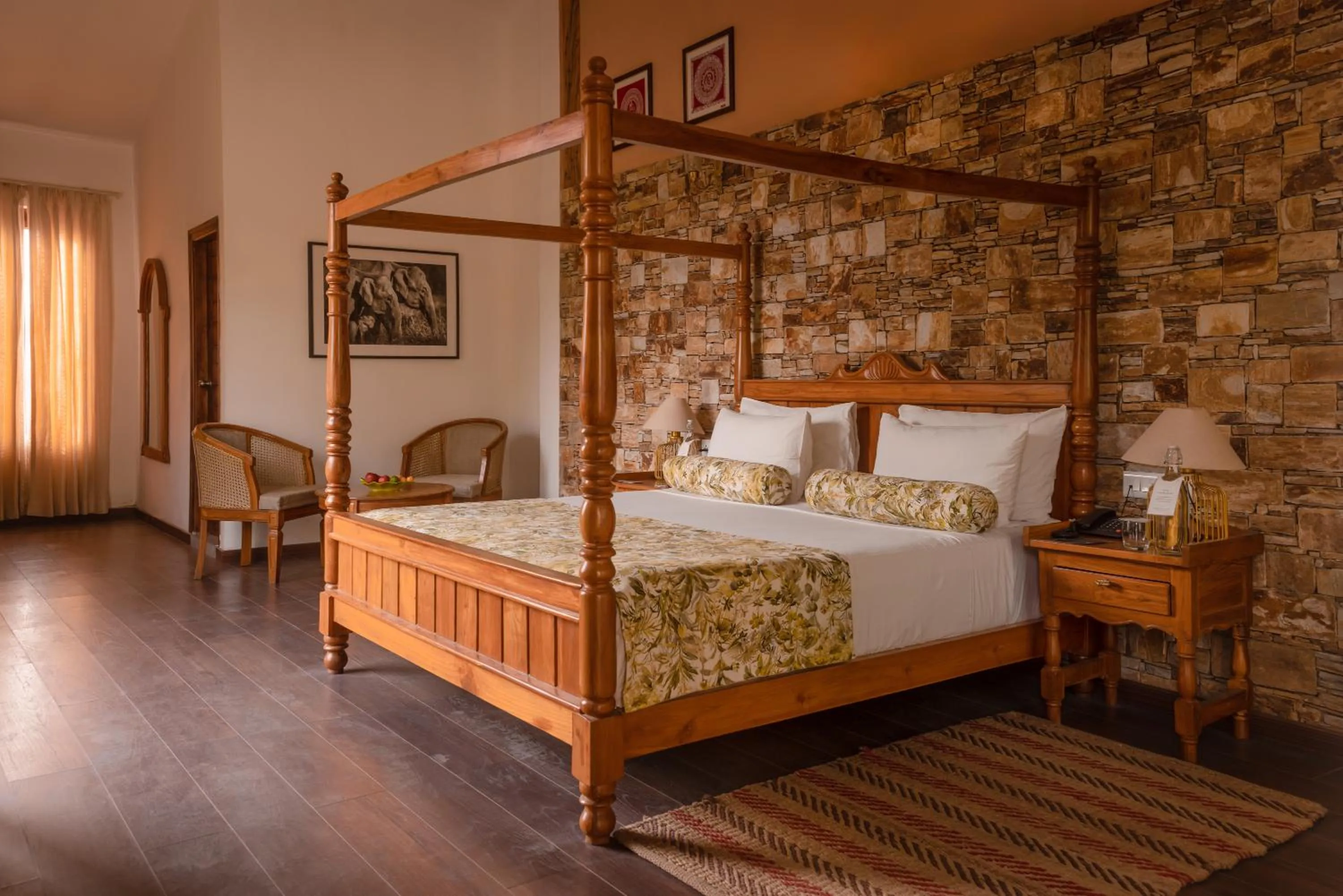 Bedroom, Bed in Tree of Life Vanvilas Riveredge Corbett
