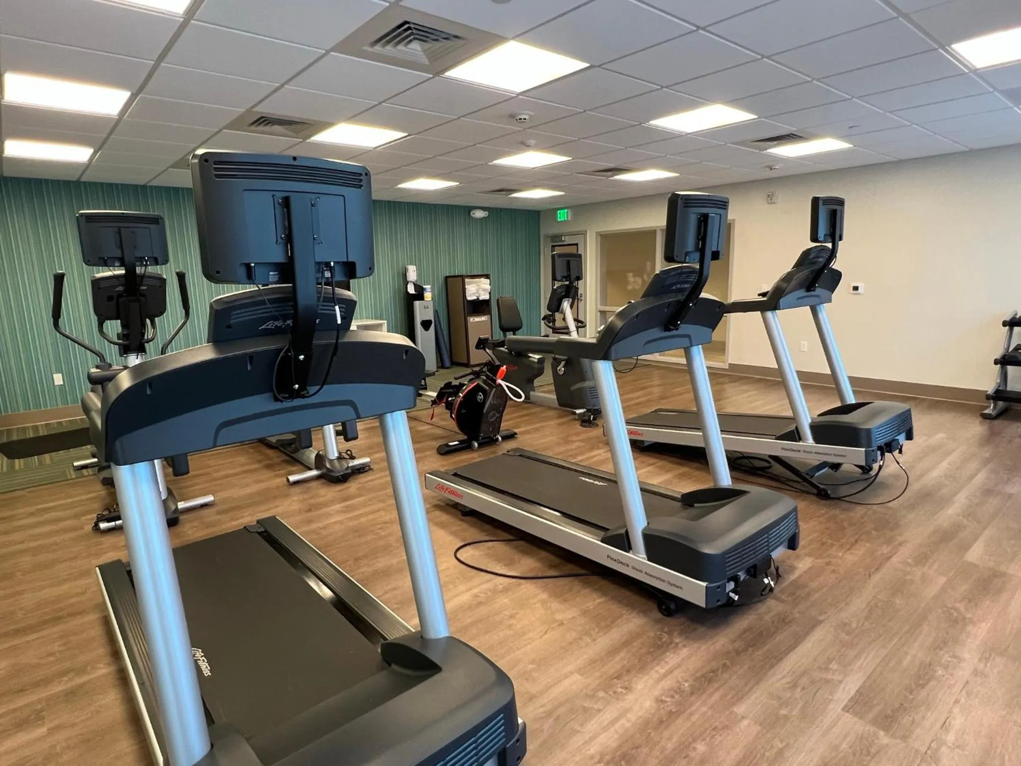 Fitness centre/facilities in Holiday Inn Express & Suites - Ukiah by IHG