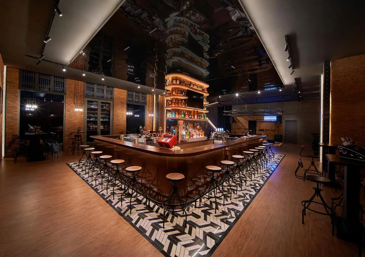 Lounge or bar in Holiday Inn Resort Ho Tram Beach by IHG