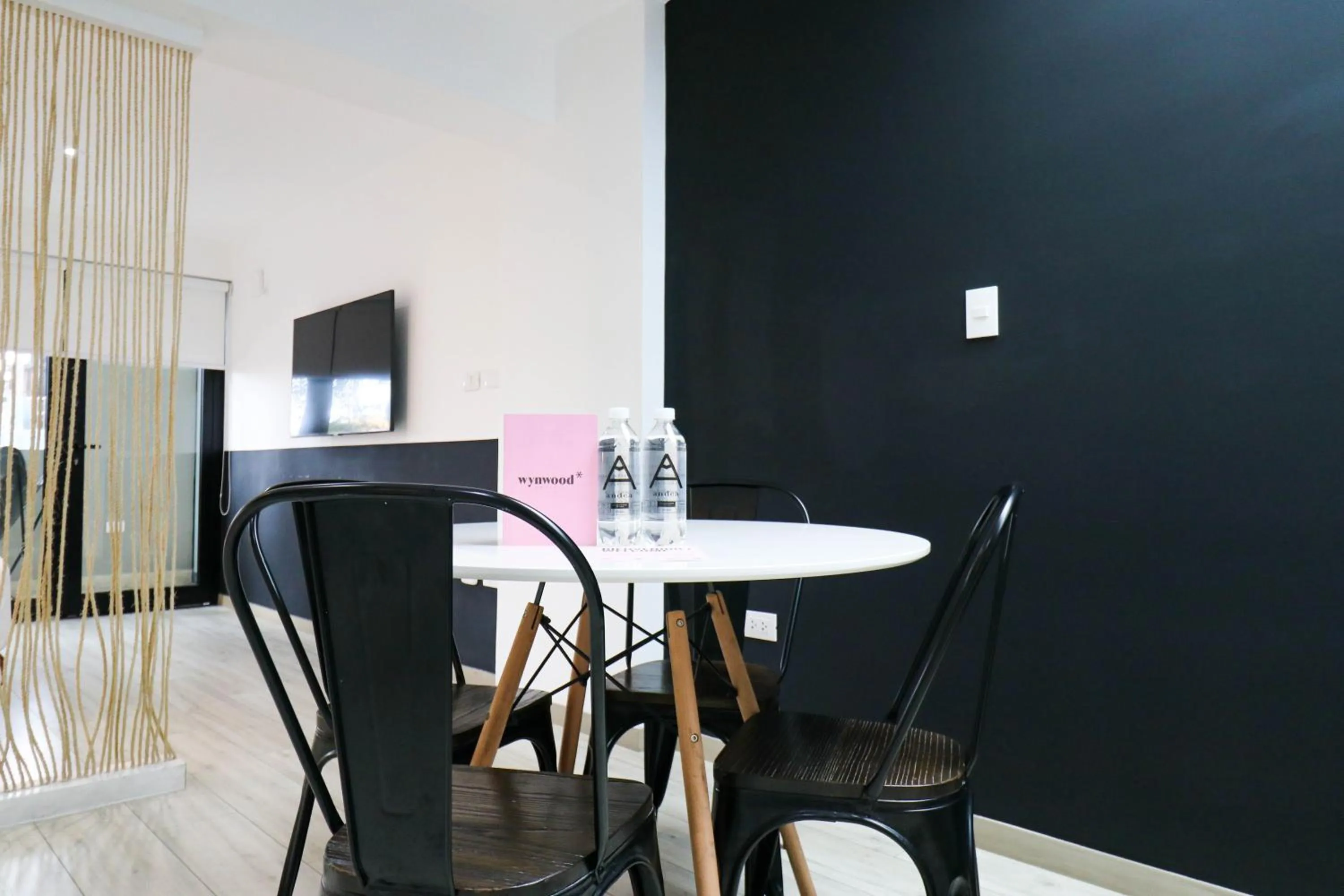 Living room in Primera Parada By Wynwood House