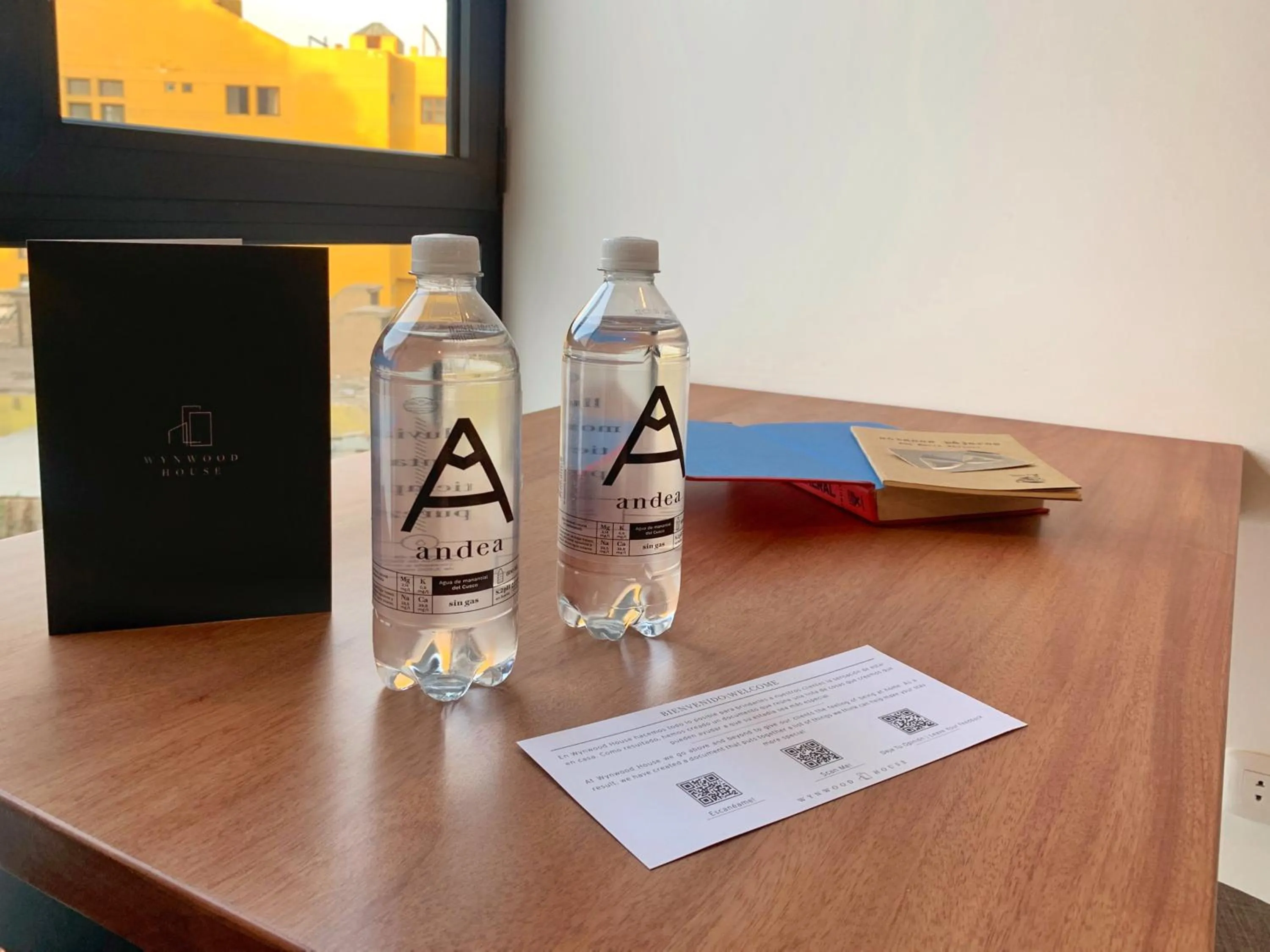 Text overlay in Primera Parada By Wynwood House