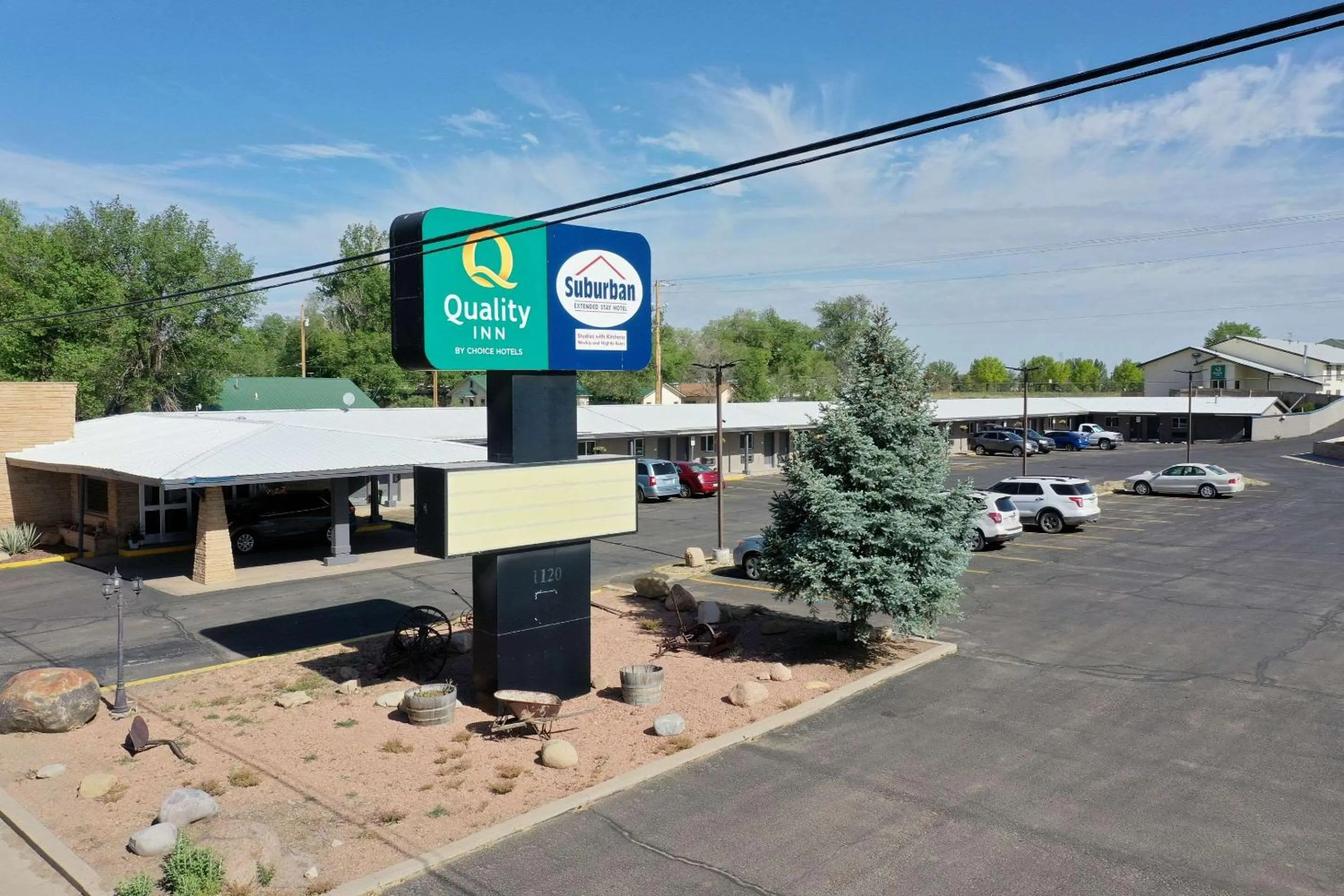 Property building in Quality Inn near Mesa Verde