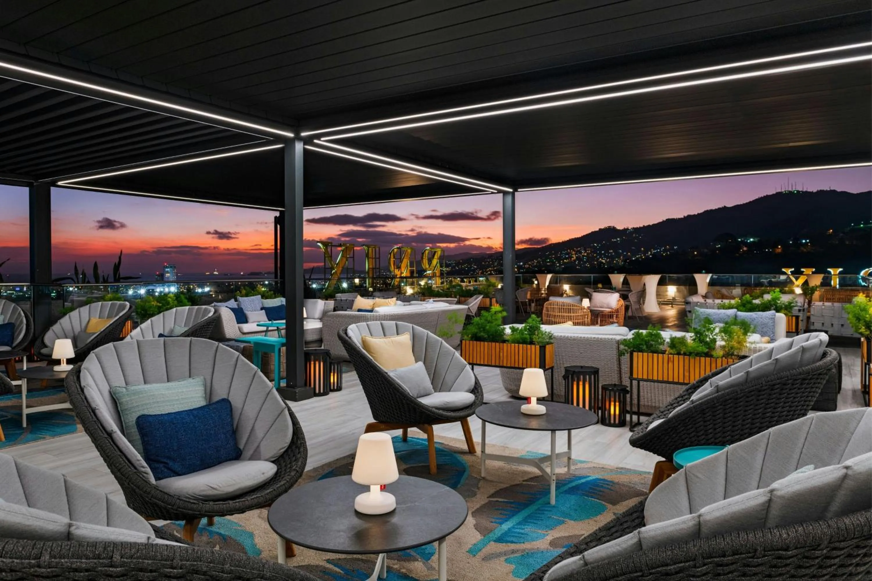 Lounge or bar in The BRIX Autograph Collection