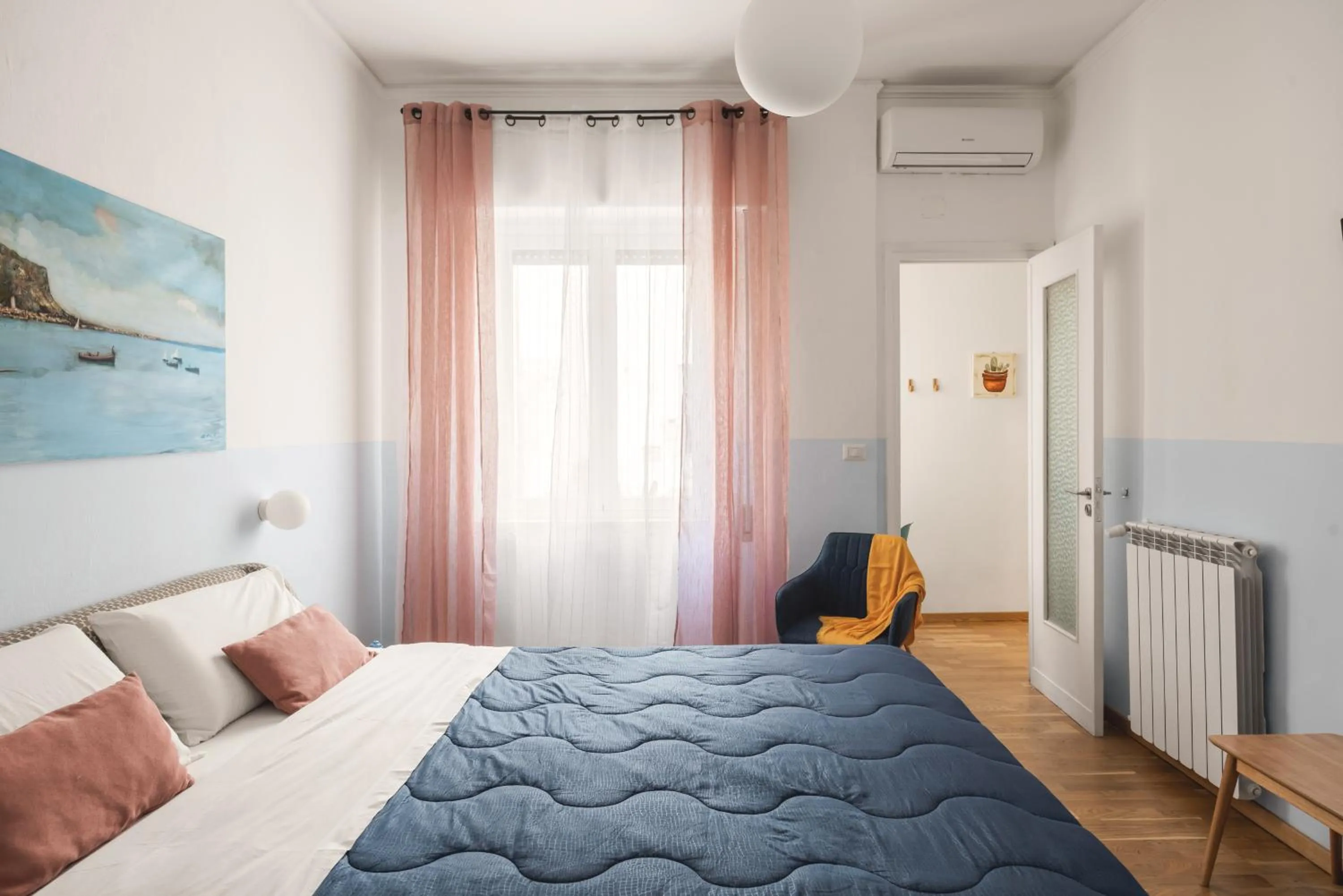 View (from property/room), Bed in Dante Suites