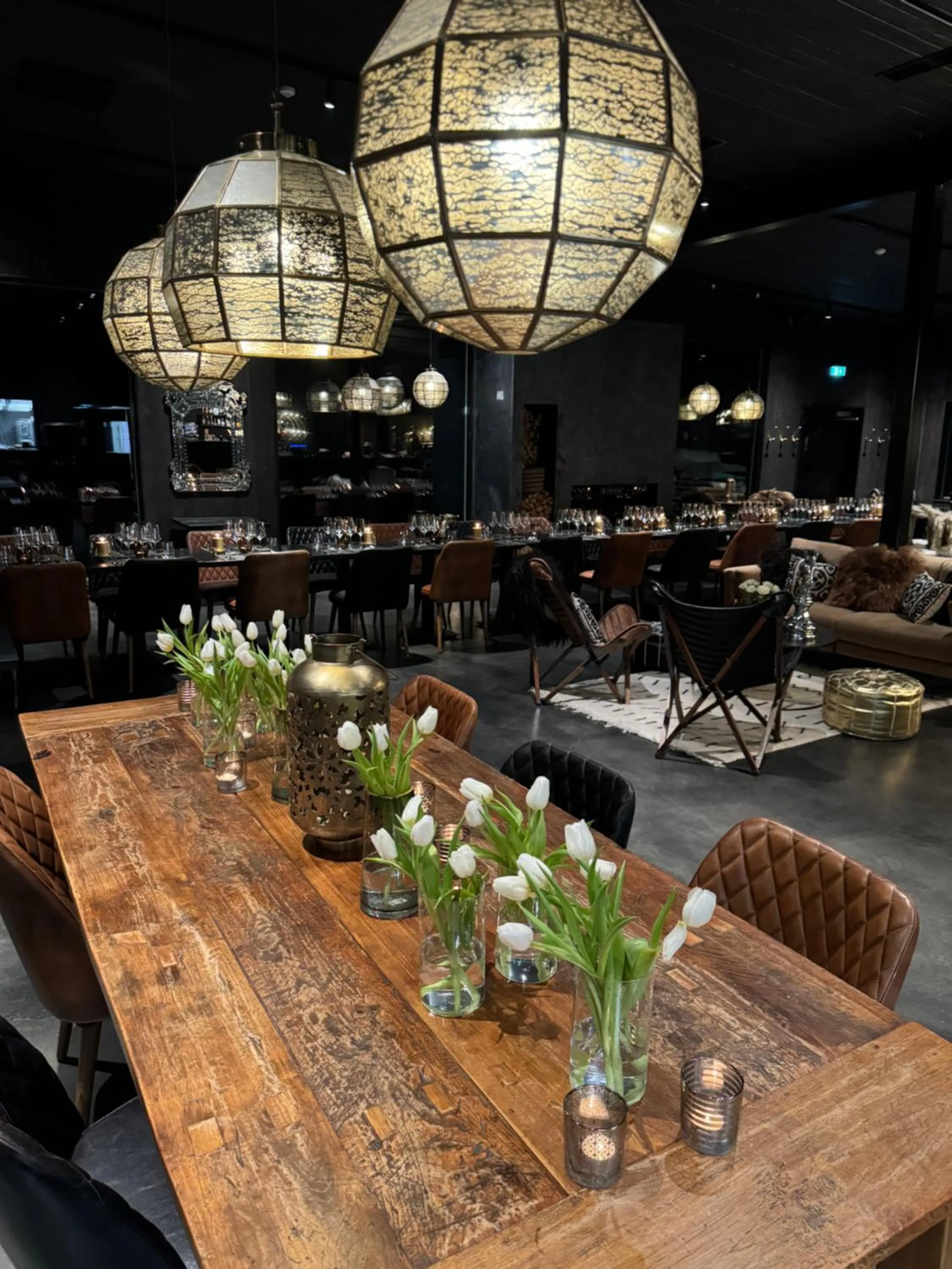 Restaurant/places to eat in Aurora Queen Resort Igloos