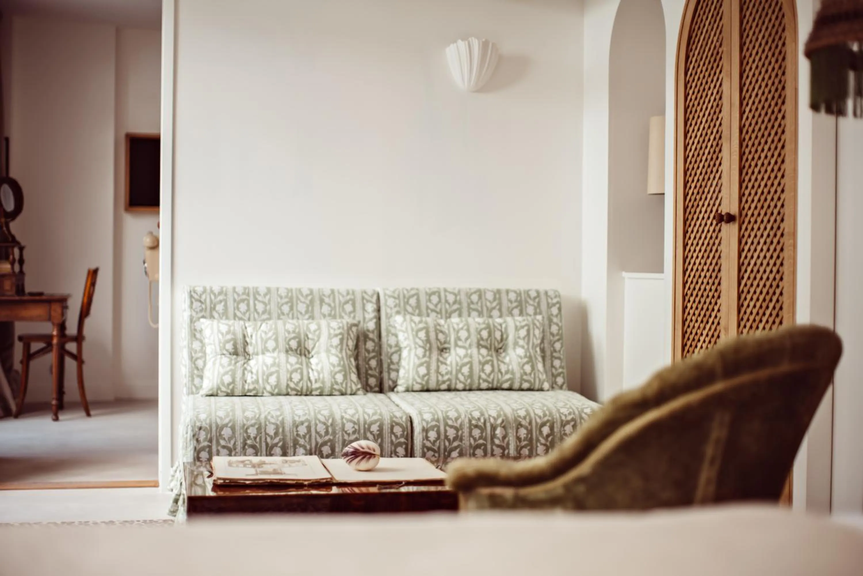 Seating area in Hôtel Monsieur Aristide