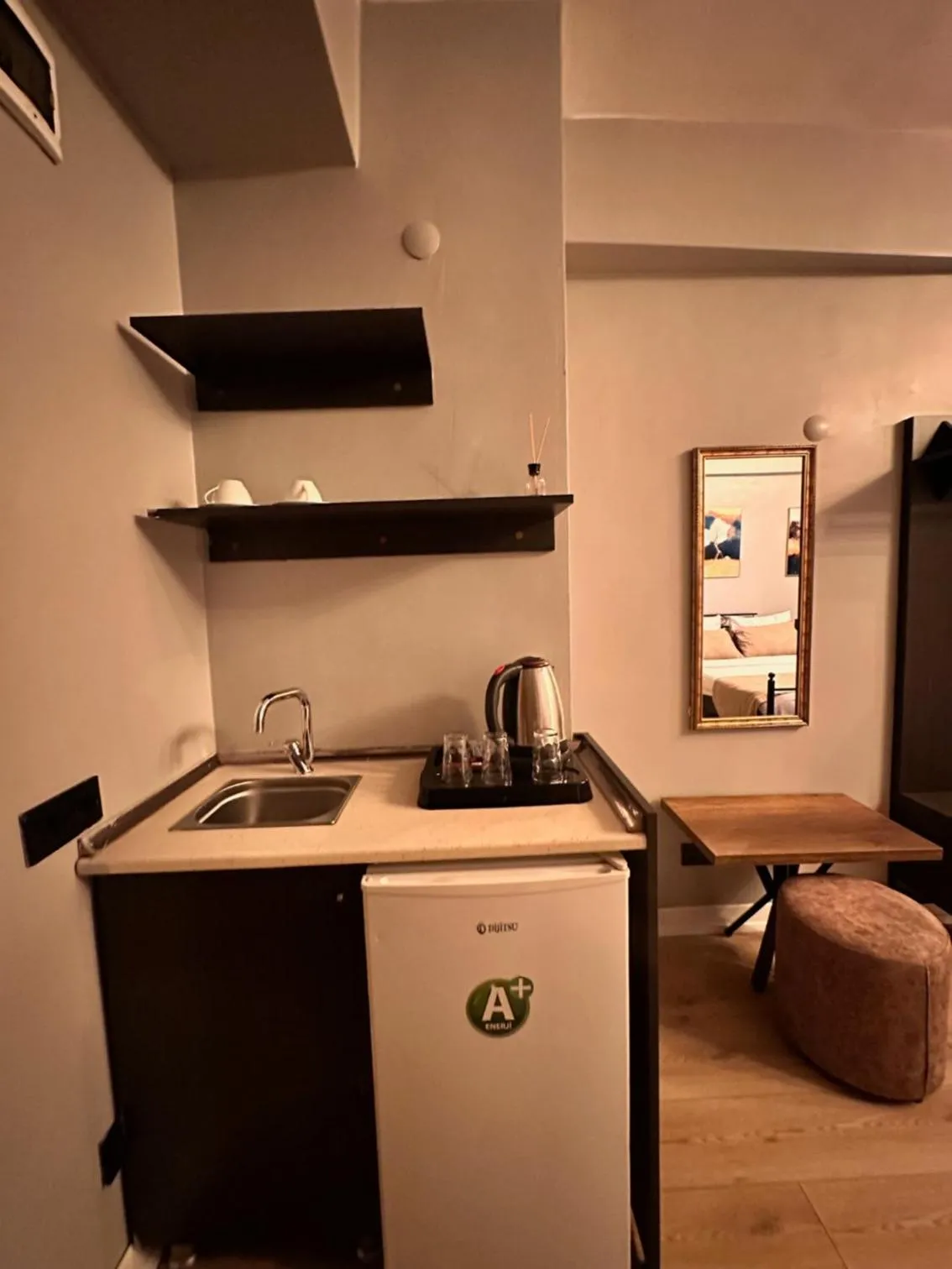 Kitchen or kitchenette in TAKSiM PARK HOTEL