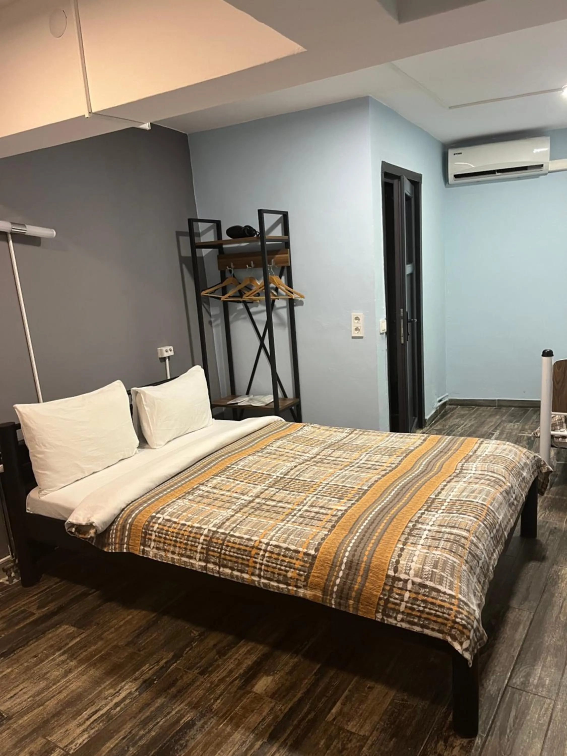 Bed in TAKSiM PARK HOTEL