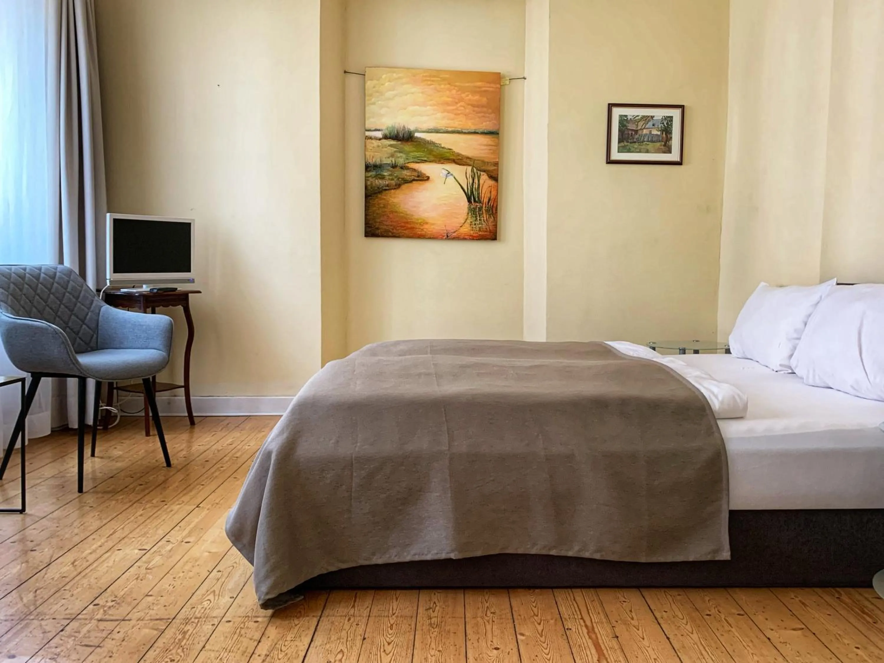 Photo of the whole room, Bed in Augusta Trarbach