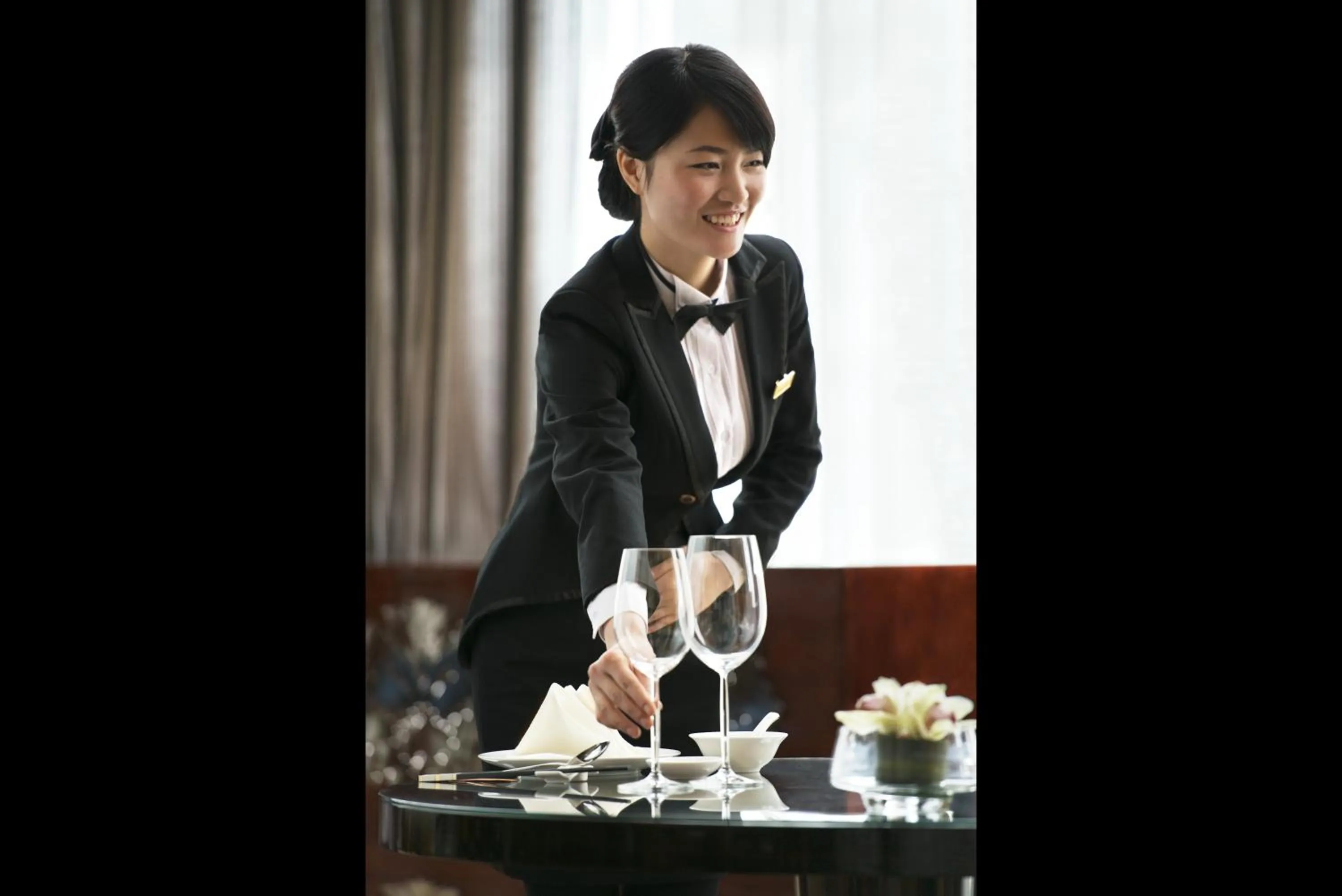 People in Grand Parkray Hangzhou