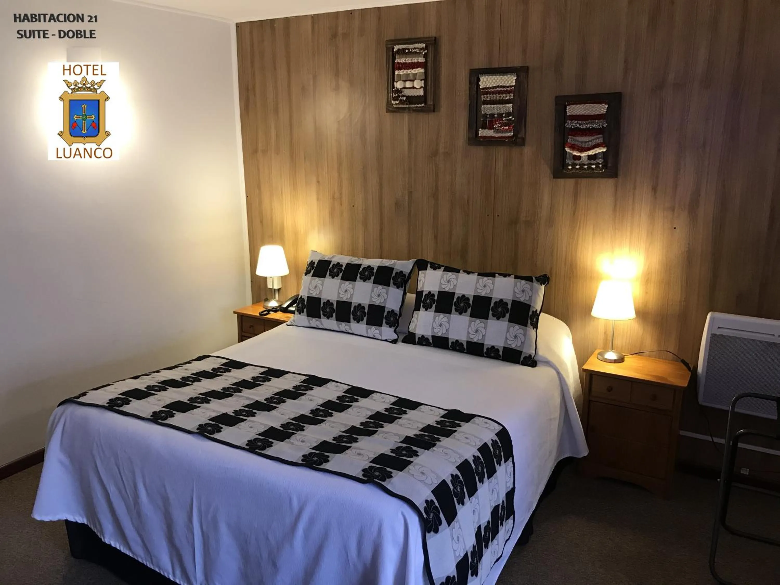 Photo of the whole room, Bed in Hotel Luanco