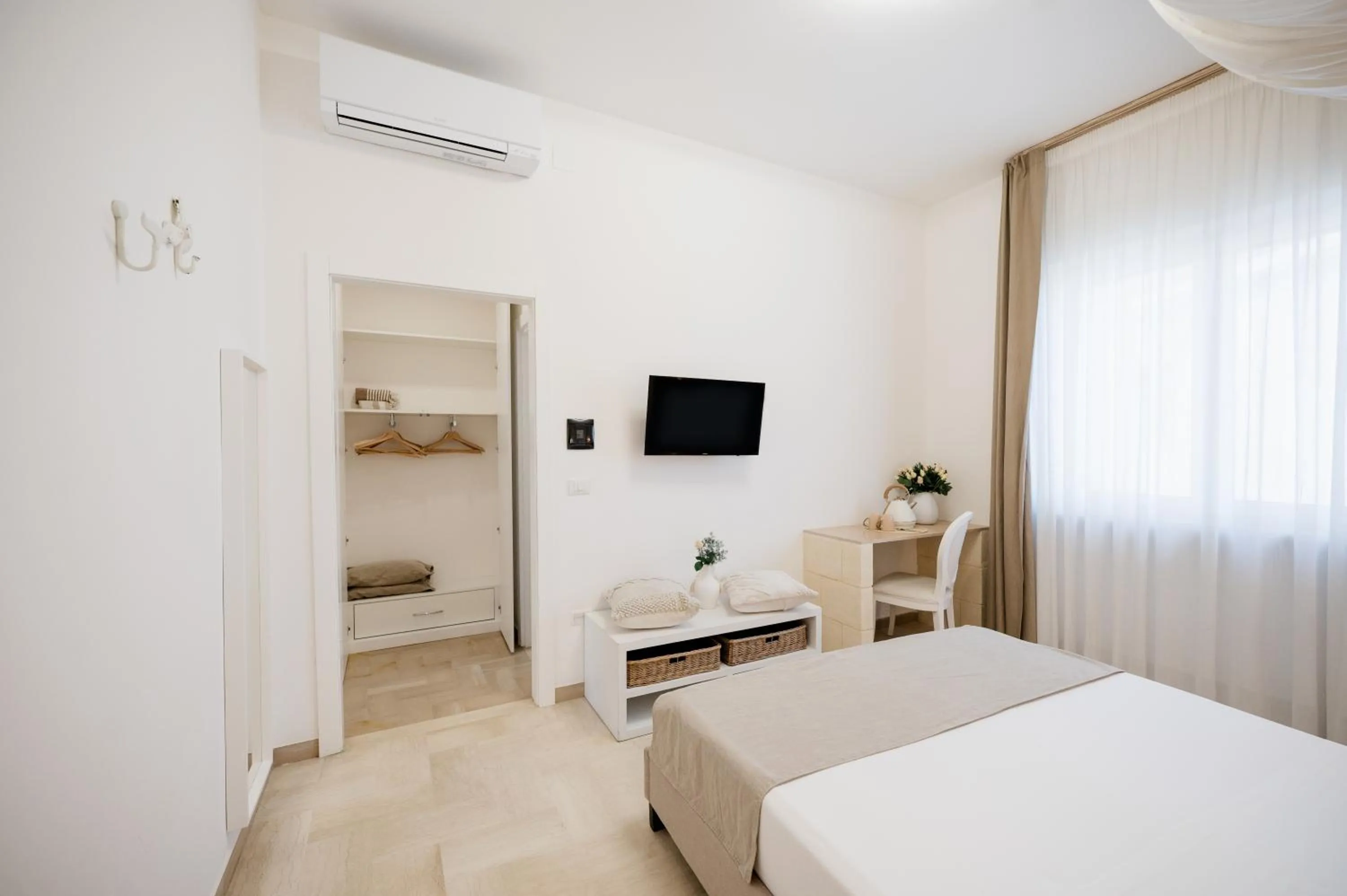 Bed in Aurelia Sea View