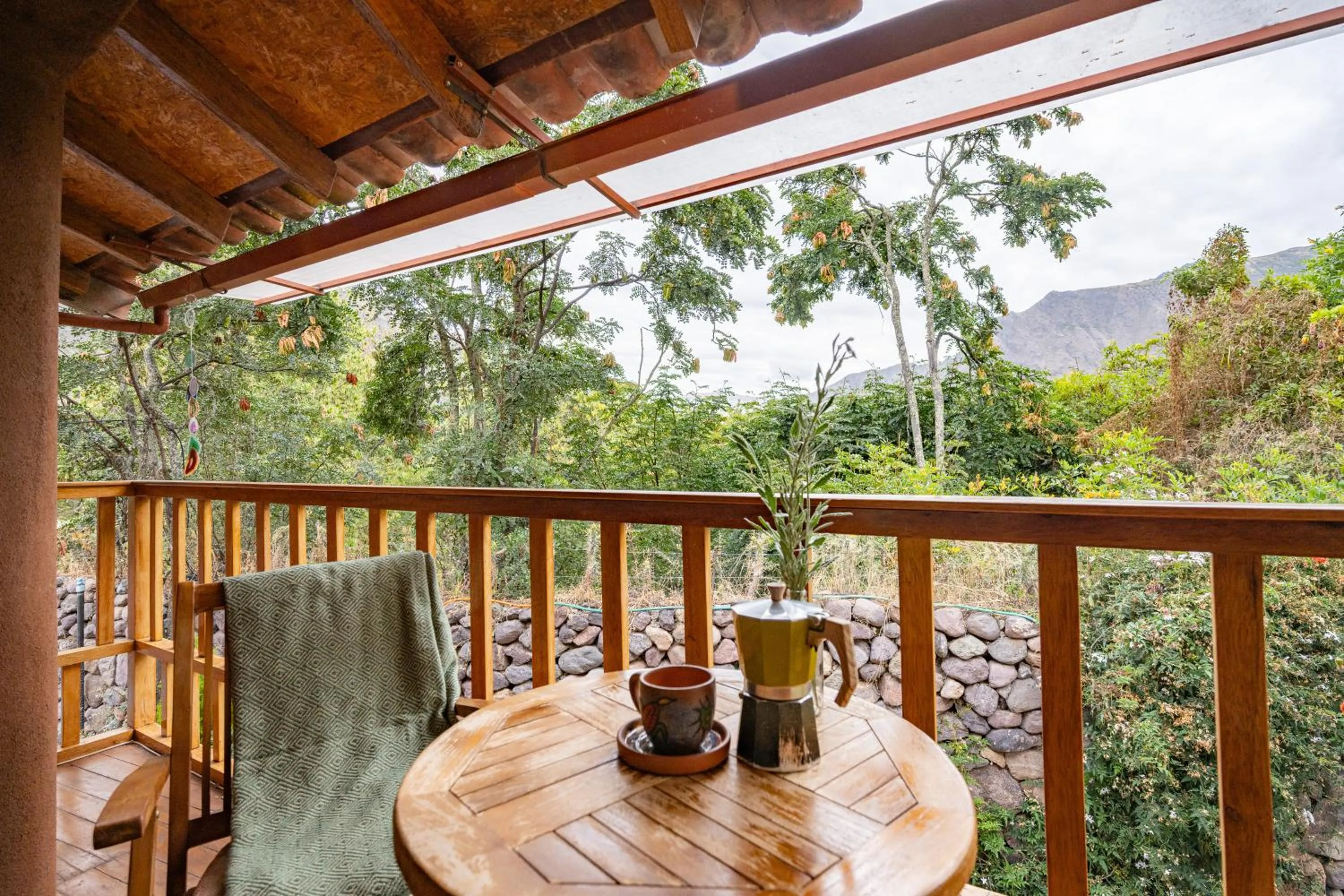 Patio in Unuwasi Hotel & Villa