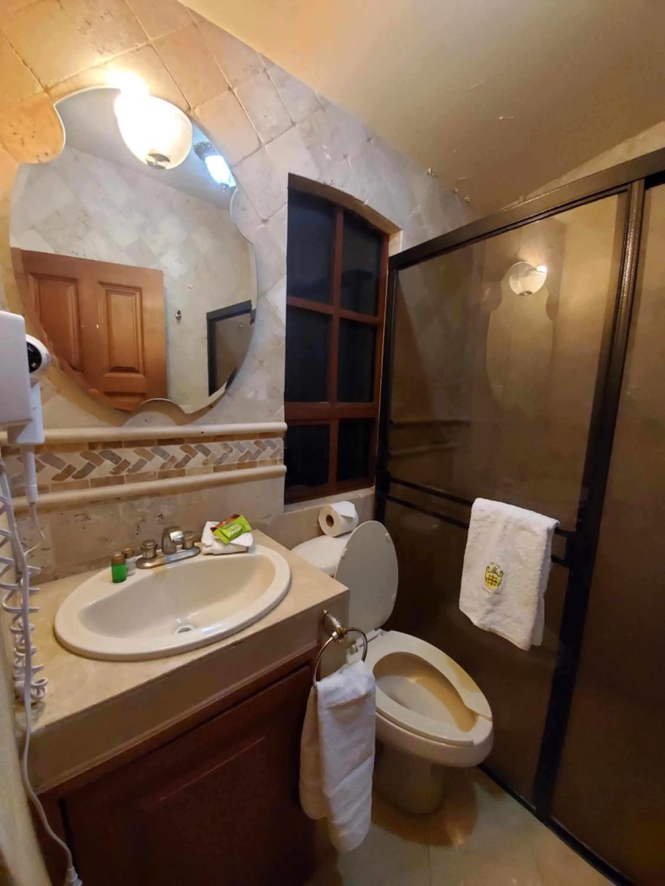 Bathroom in Hotel Villarreal