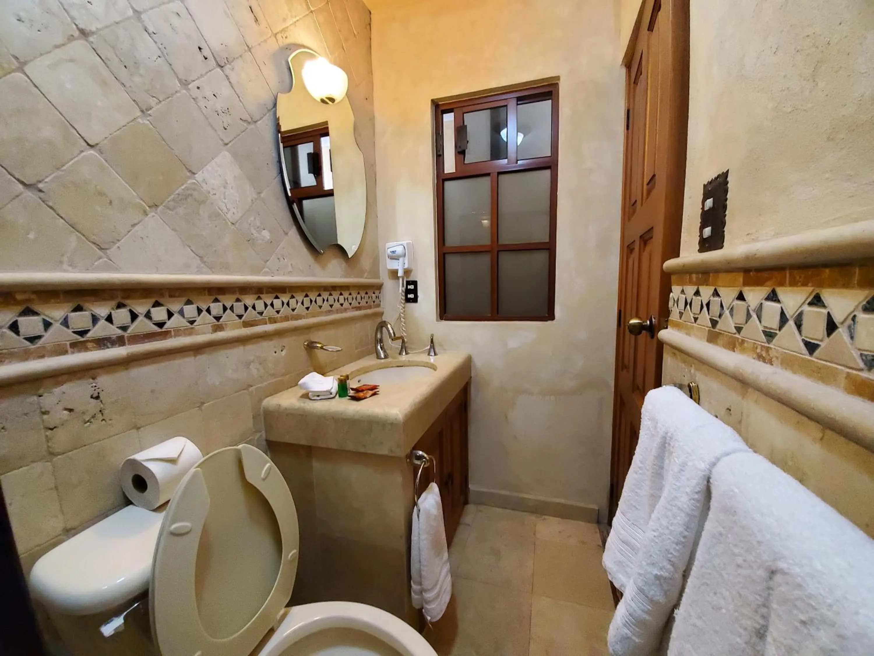 Bathroom in Hotel Villarreal