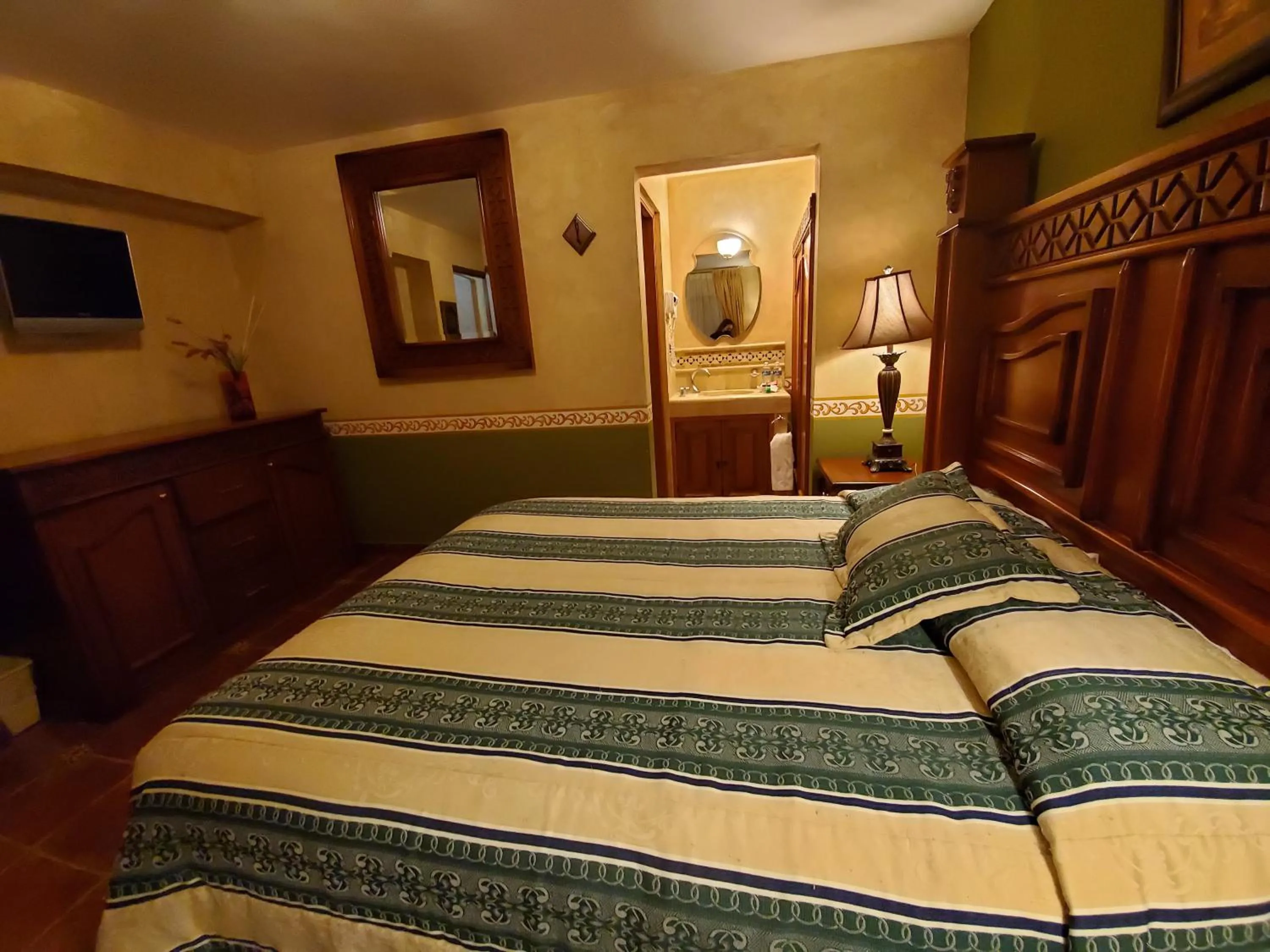 Photo of the whole room in Hotel Villarreal