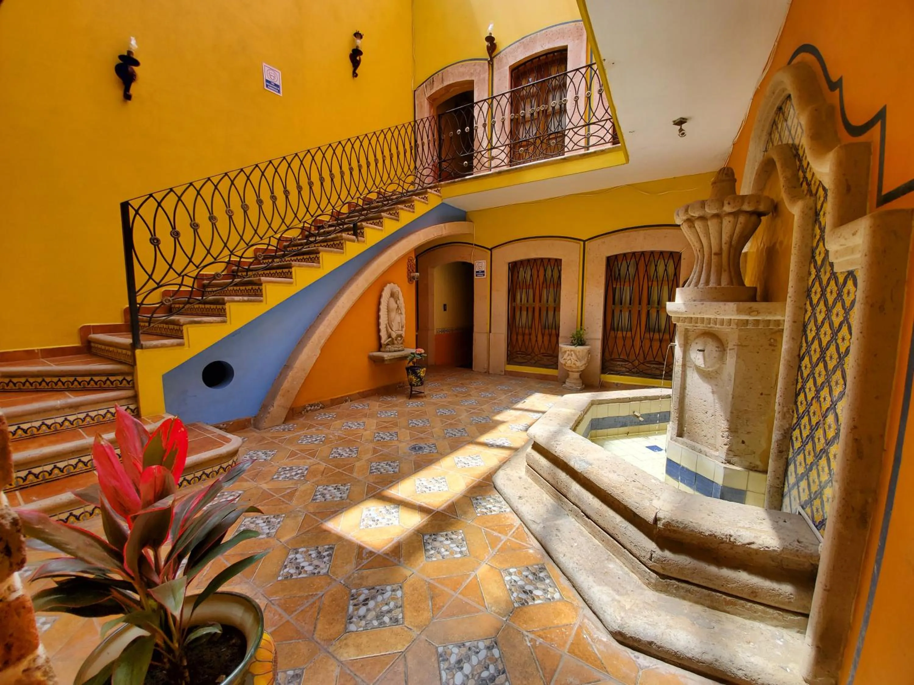 Facade/entrance in Hotel Villarreal