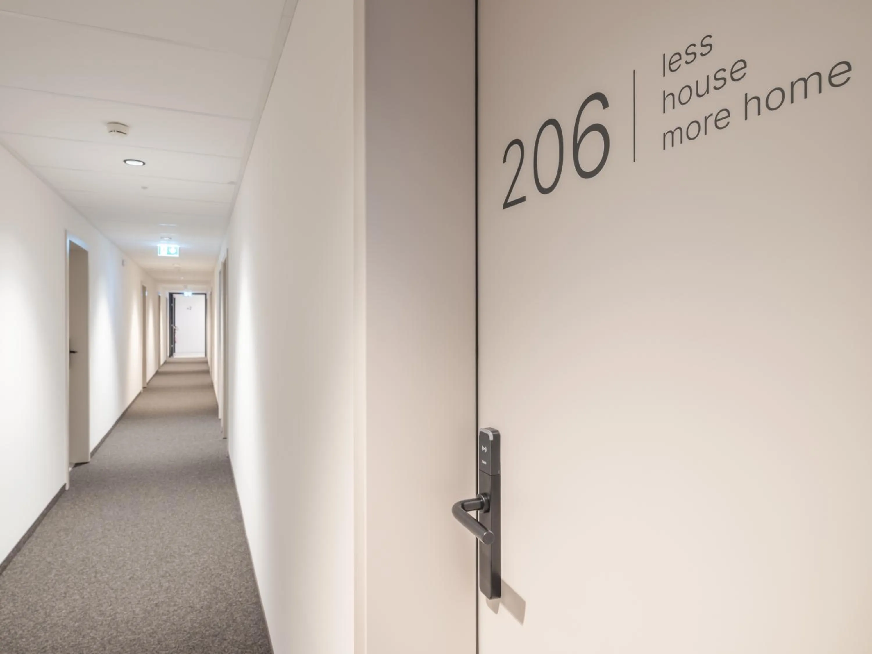 Hotel AT HOME - late arrival self check in