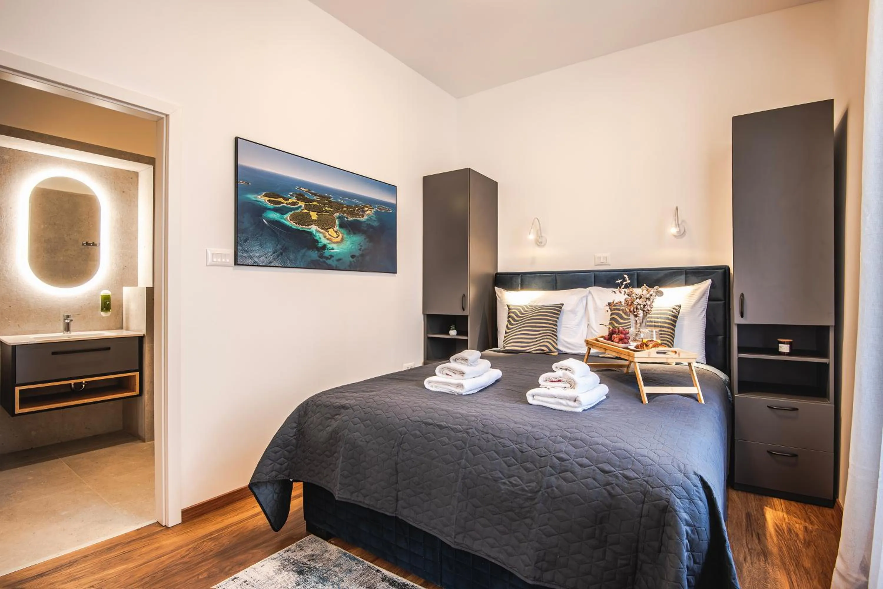 Bedroom, Bed in D&A Central Luxury Apartments with FREE Parking