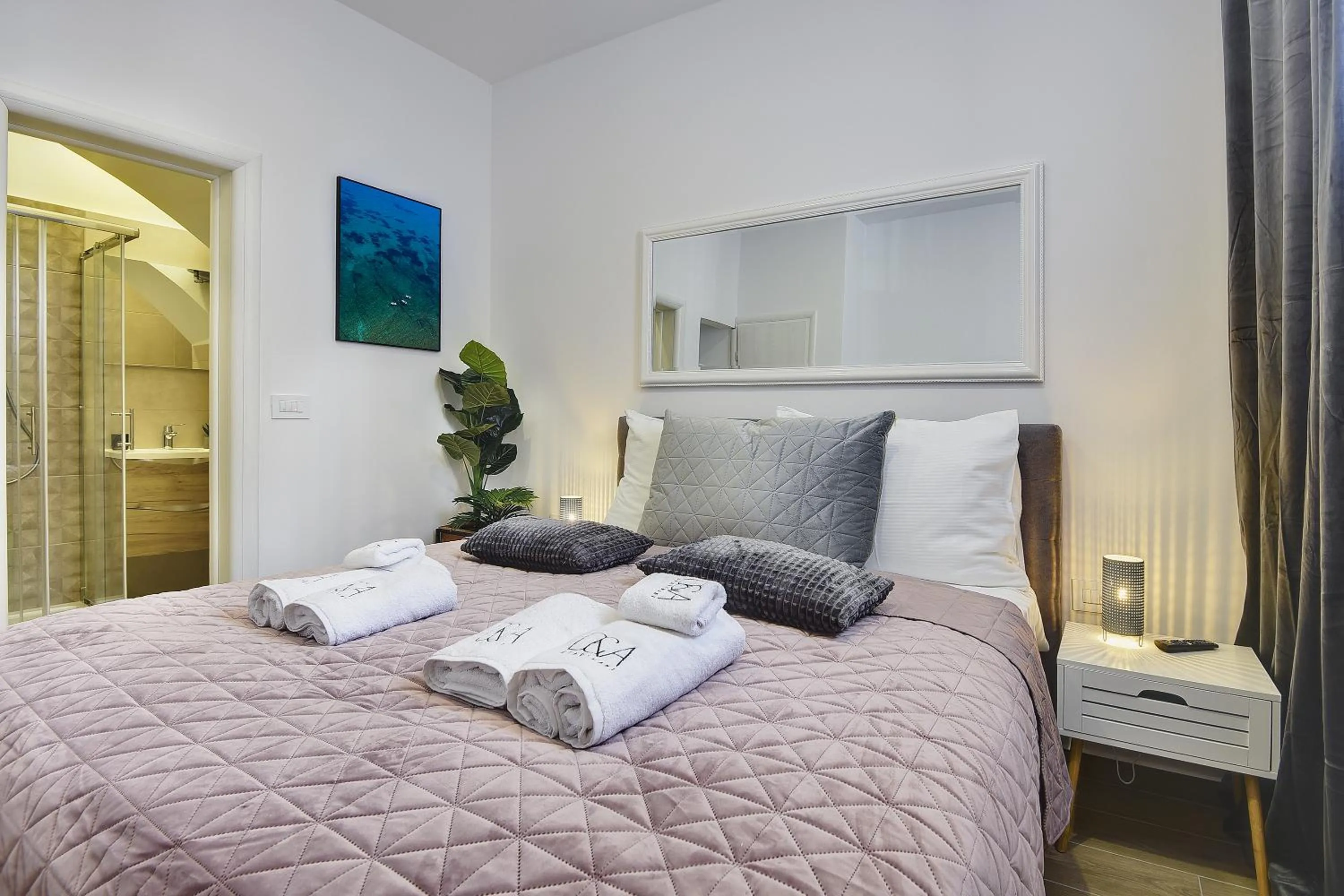 Bathroom, Bed in D&A Central Luxury Apartments with FREE Parking