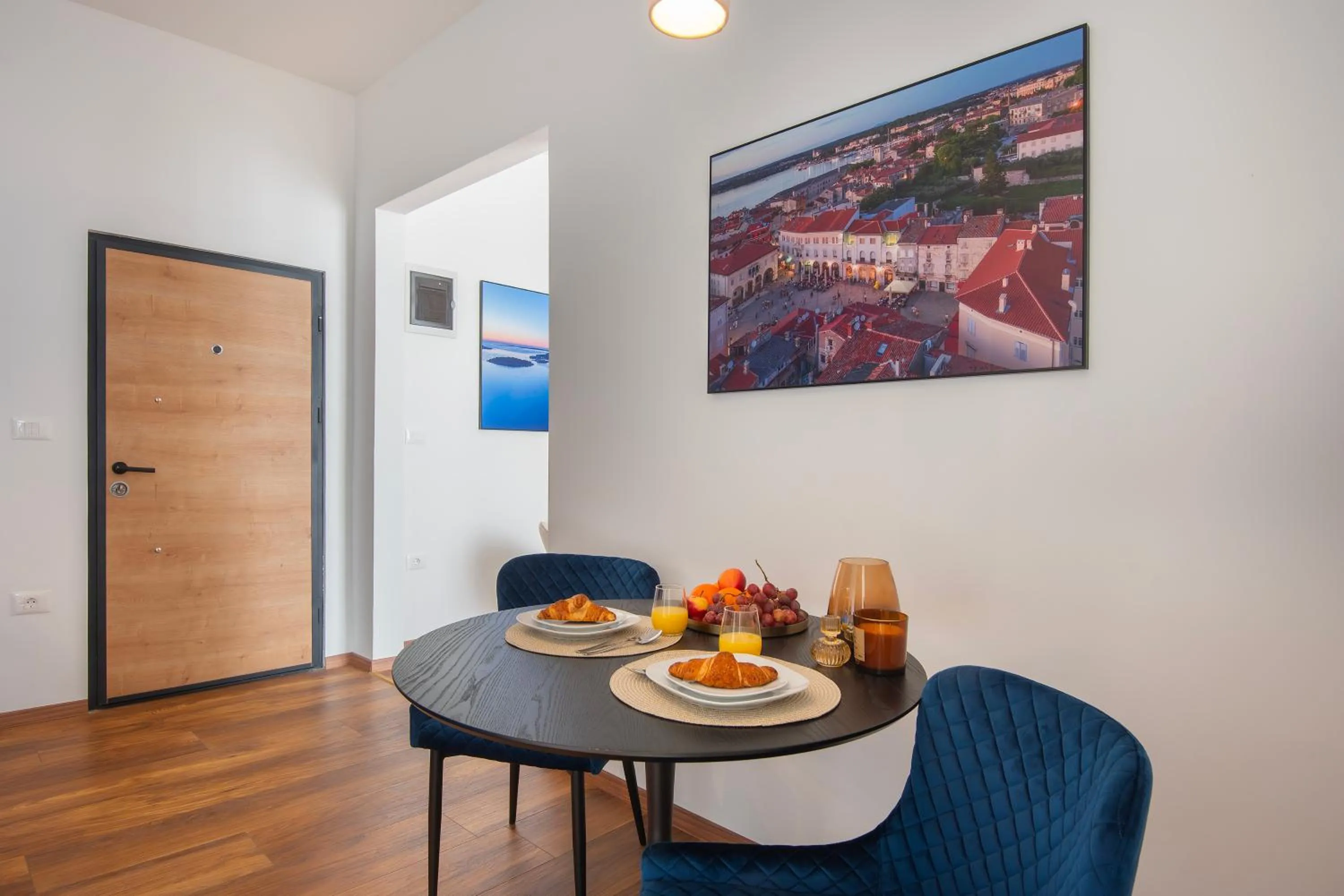 Dining area in D&A Central Luxury Apartments with FREE Parking