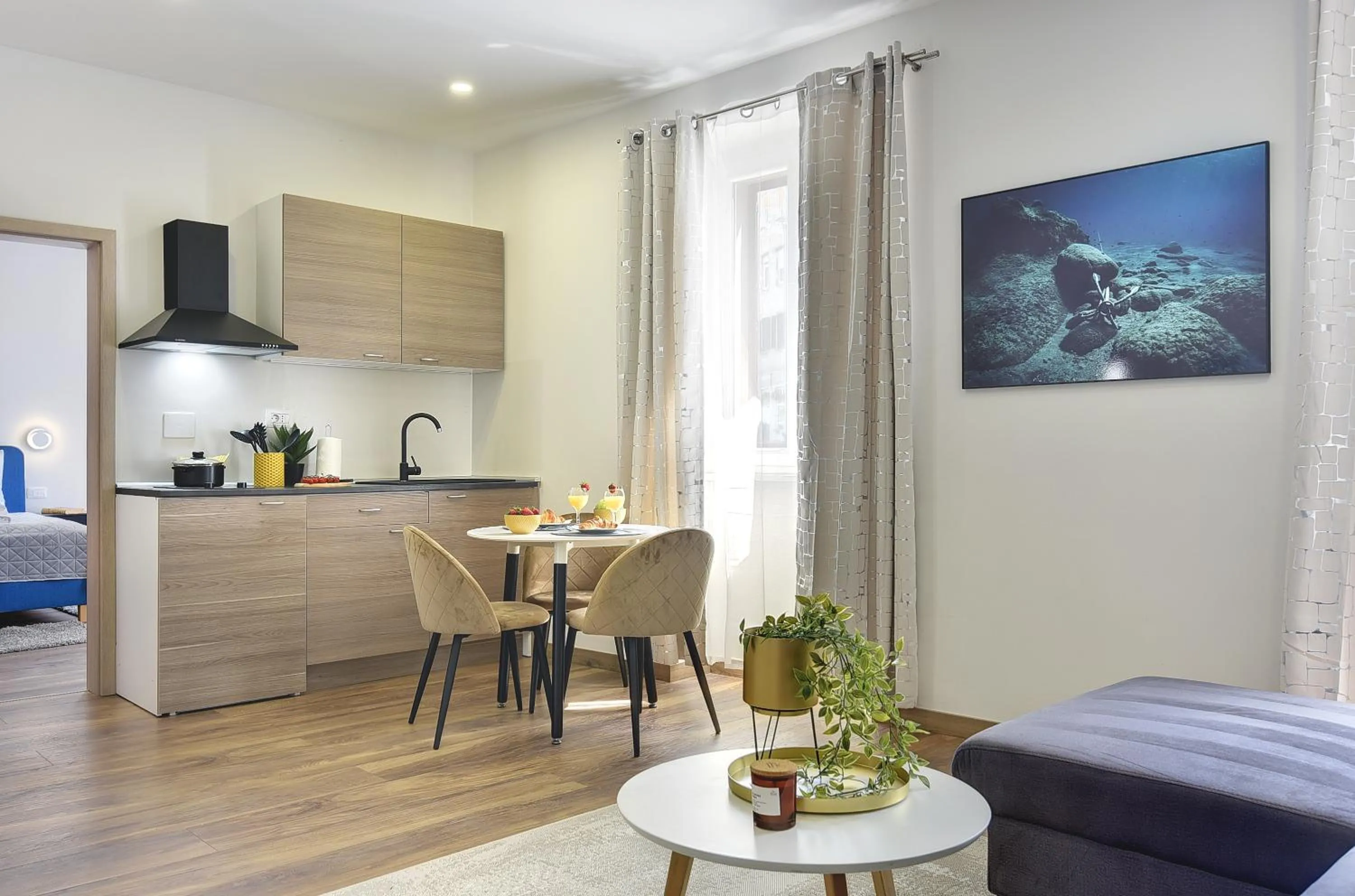 Kitchen or kitchenette in D&A Central Luxury Apartments with FREE Parking