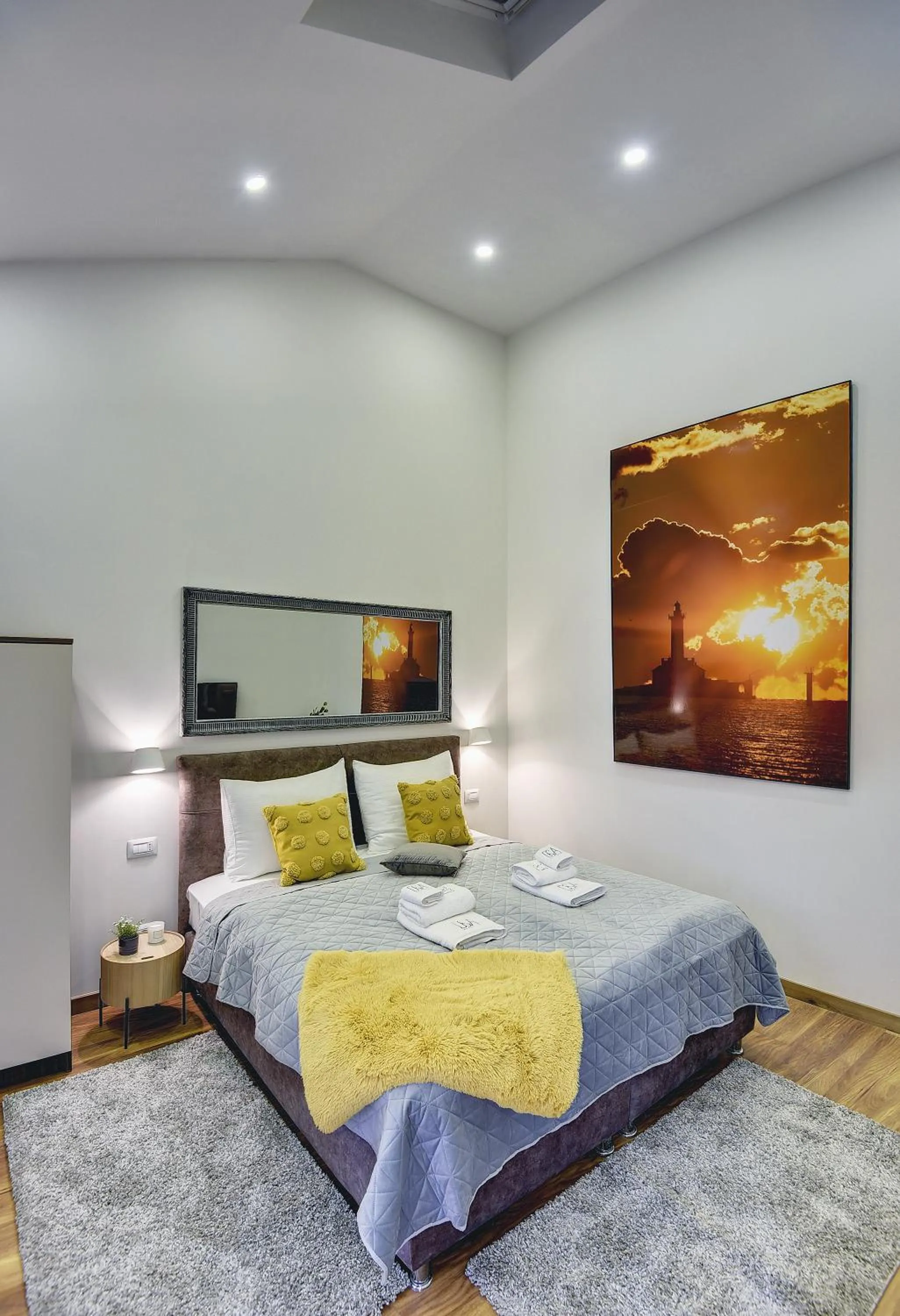 Bed in D&A Central Luxury Apartments with FREE Parking