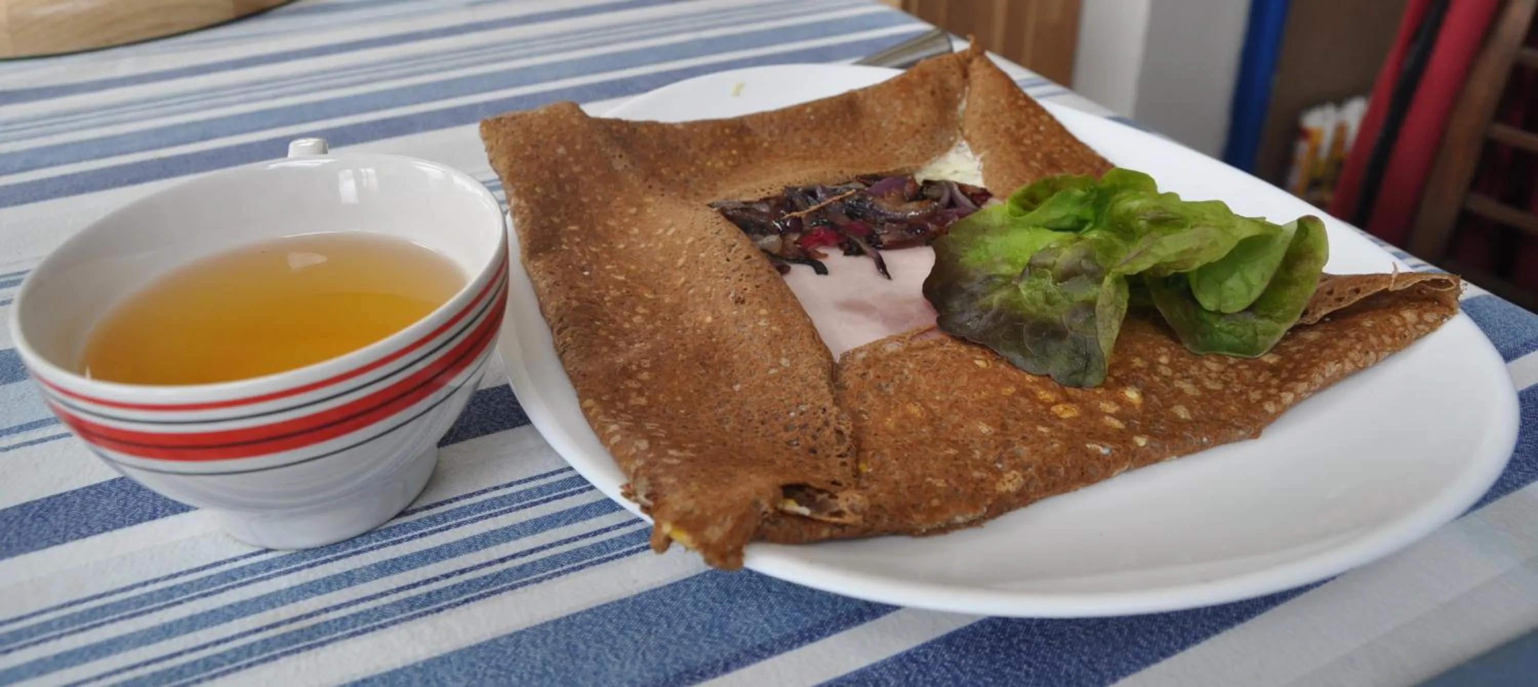 Food and drinks in KER EMBELLIE