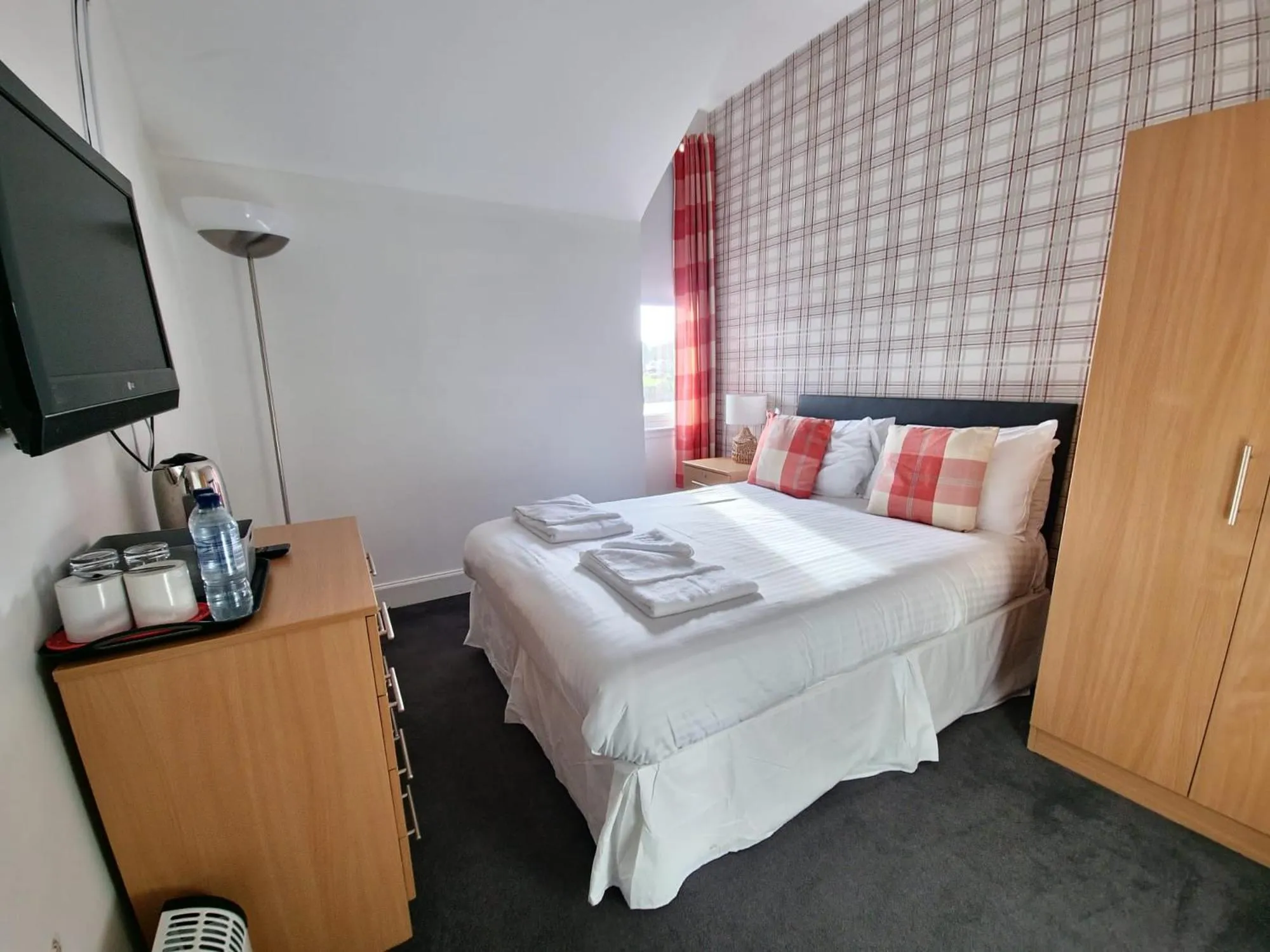 Bed in Aberfoyle Inn